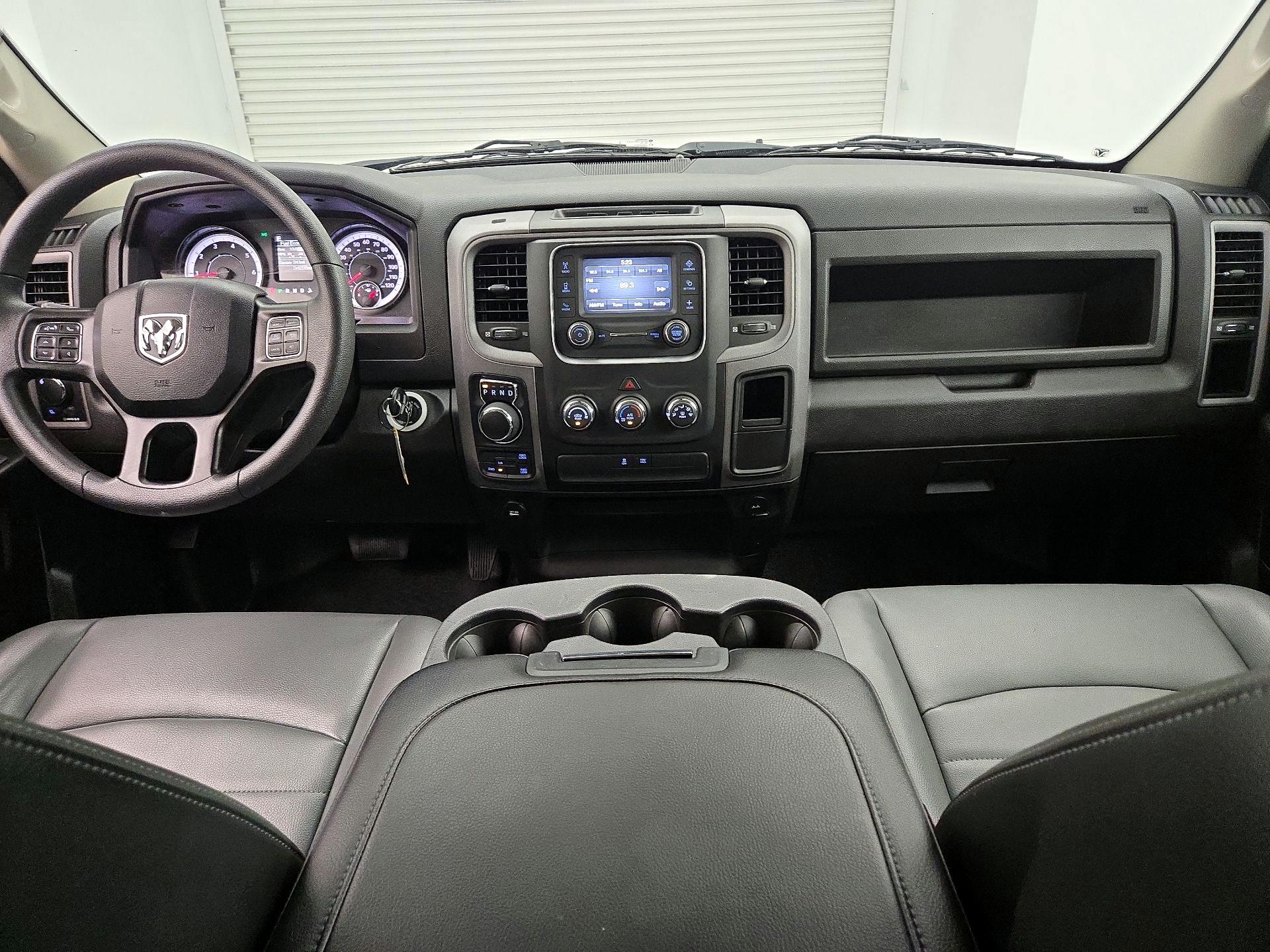 Thumbnail: 2022 RAM 1500 Classic - 9