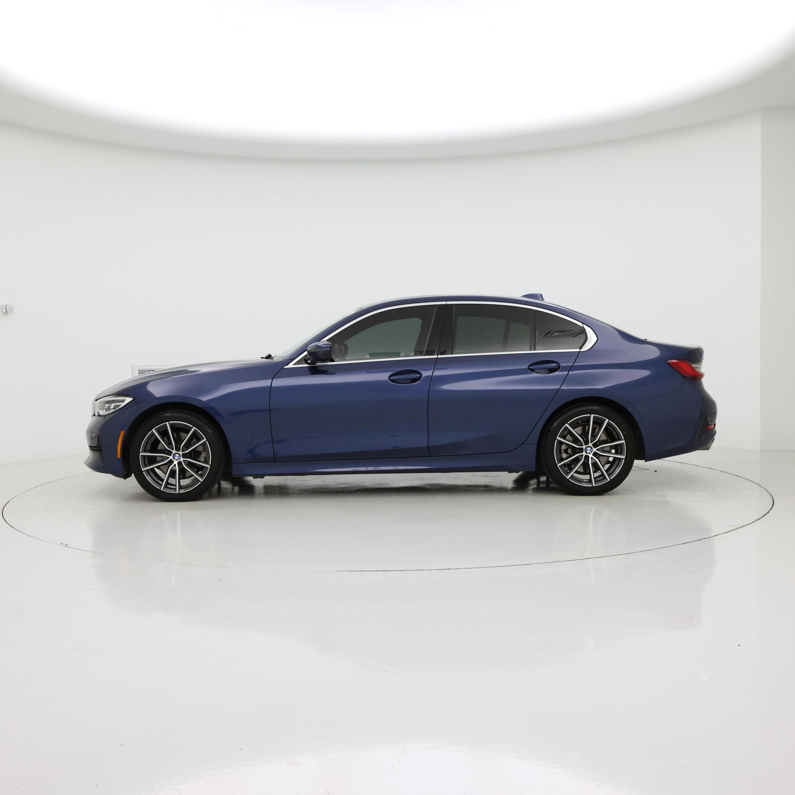 Thumbnail: 2021 BMW 3 Series - 3