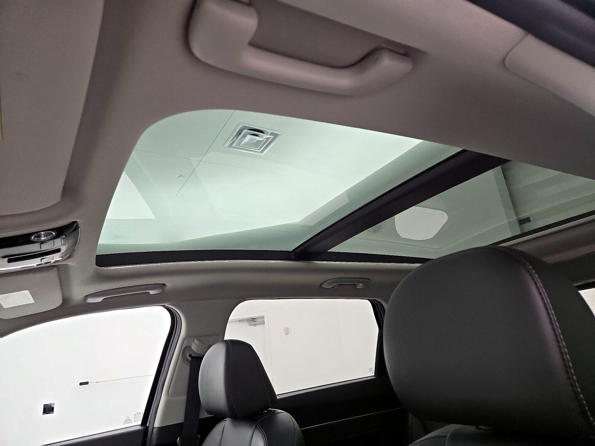 Thumbnail: 2021 Kia Sorento - 20