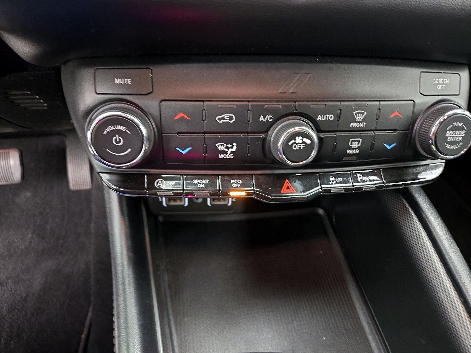 Thumbnail: 2021 Dodge Durango - 16