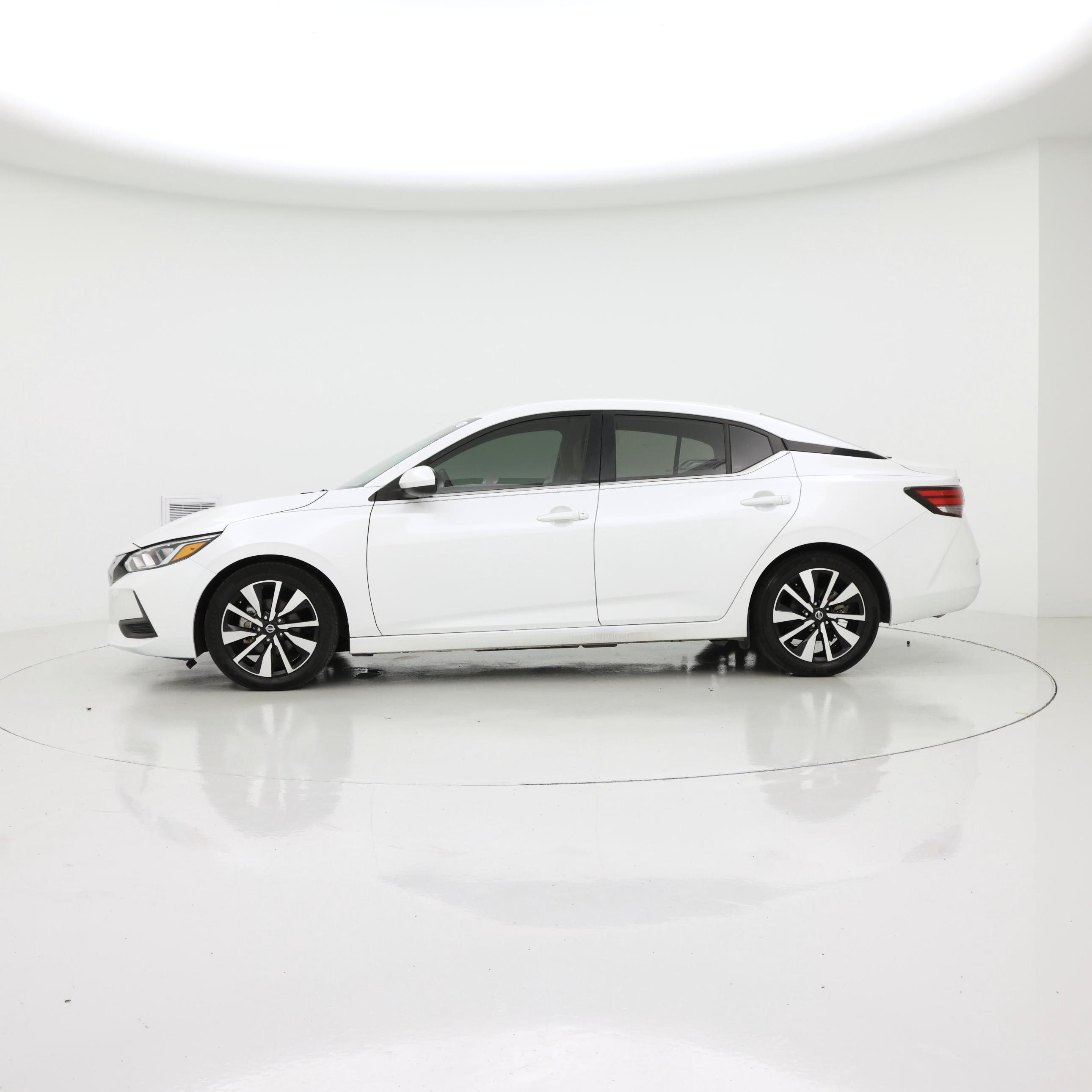 Thumbnail: 2021 Nissan Sentra - 3