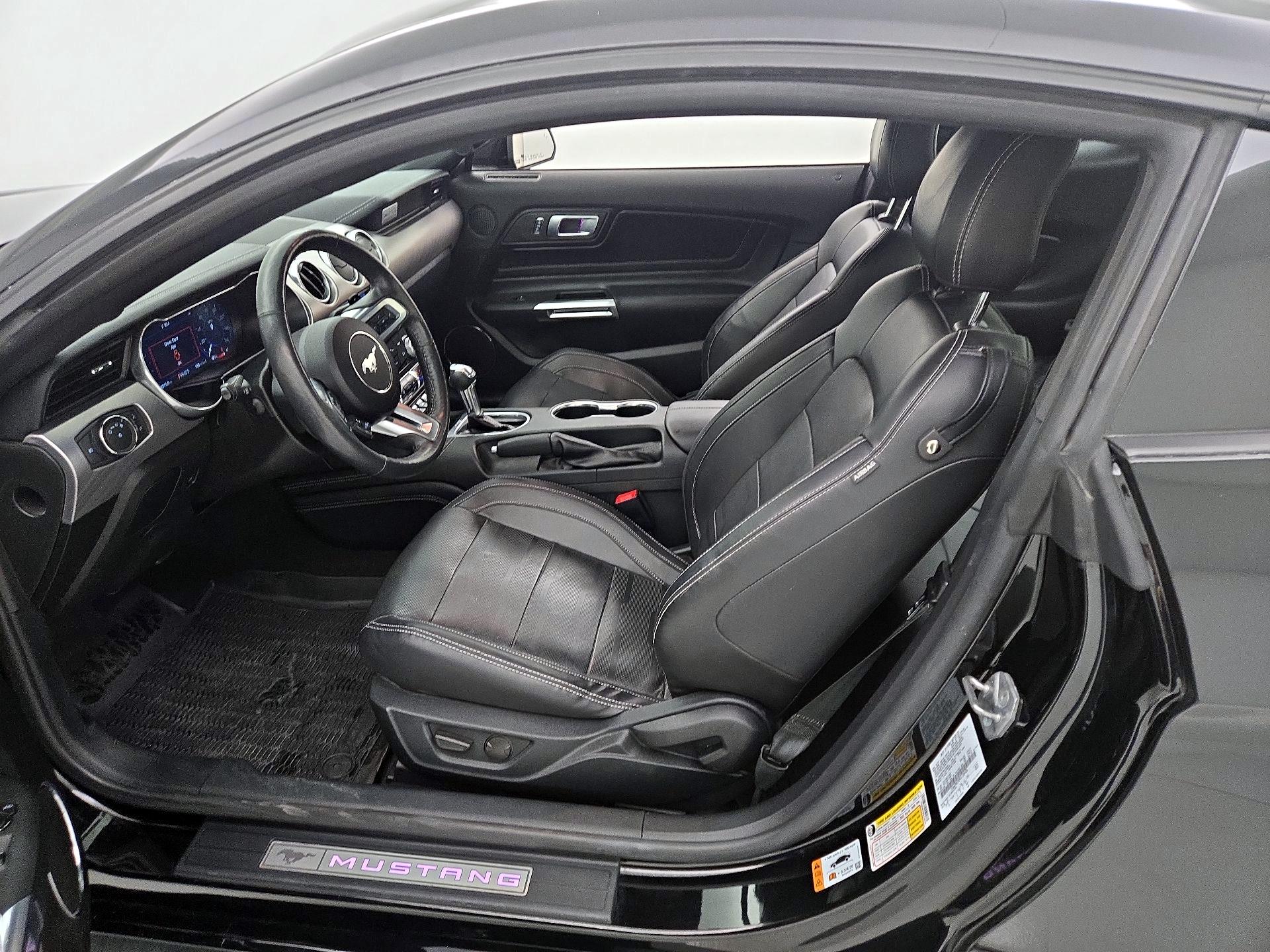 Thumbnail: 2022 Ford Mustang - 11