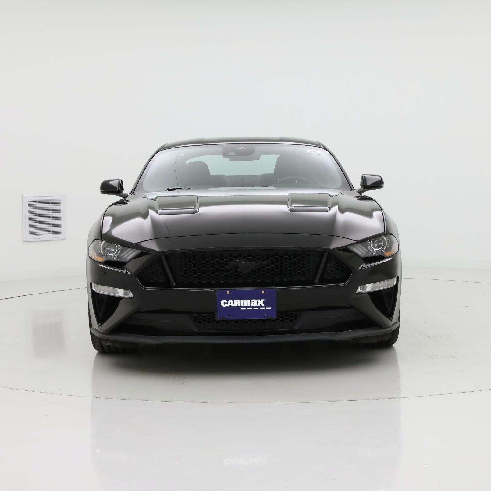 Thumbnail: 2022 Ford Mustang - 5