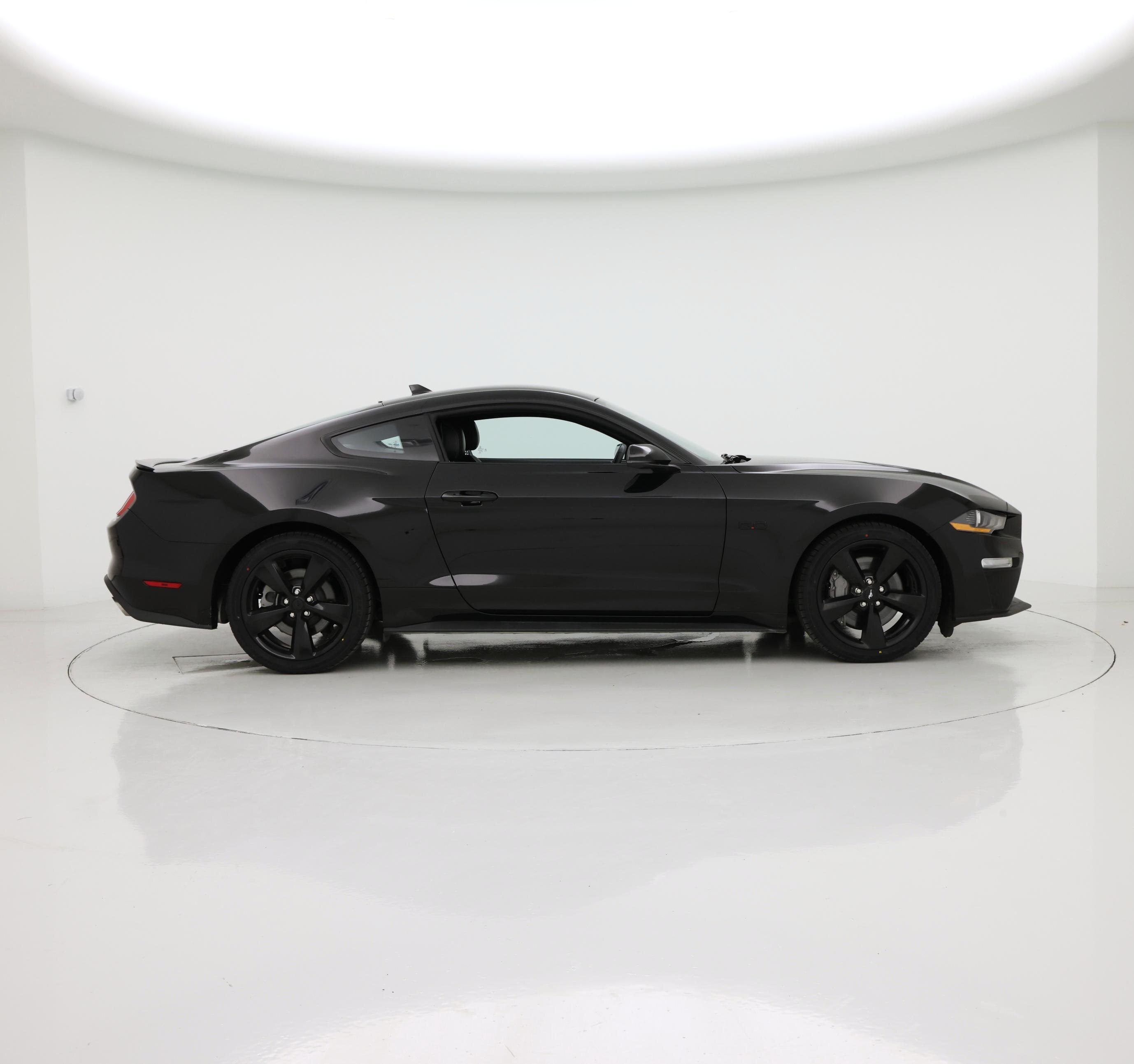 Thumbnail: 2022 Ford Mustang - 7