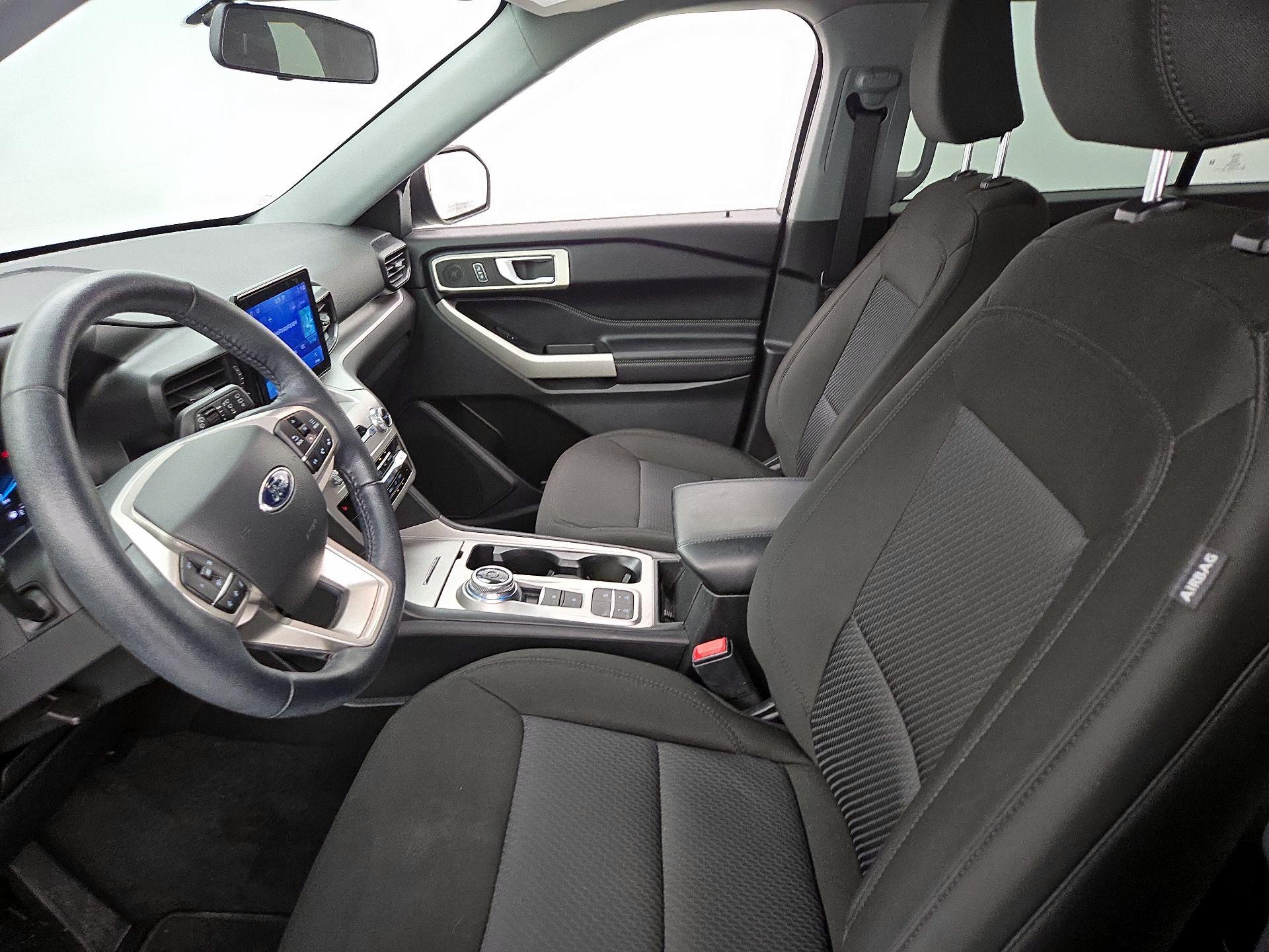 Thumbnail: 2022 Ford Explorer - 11