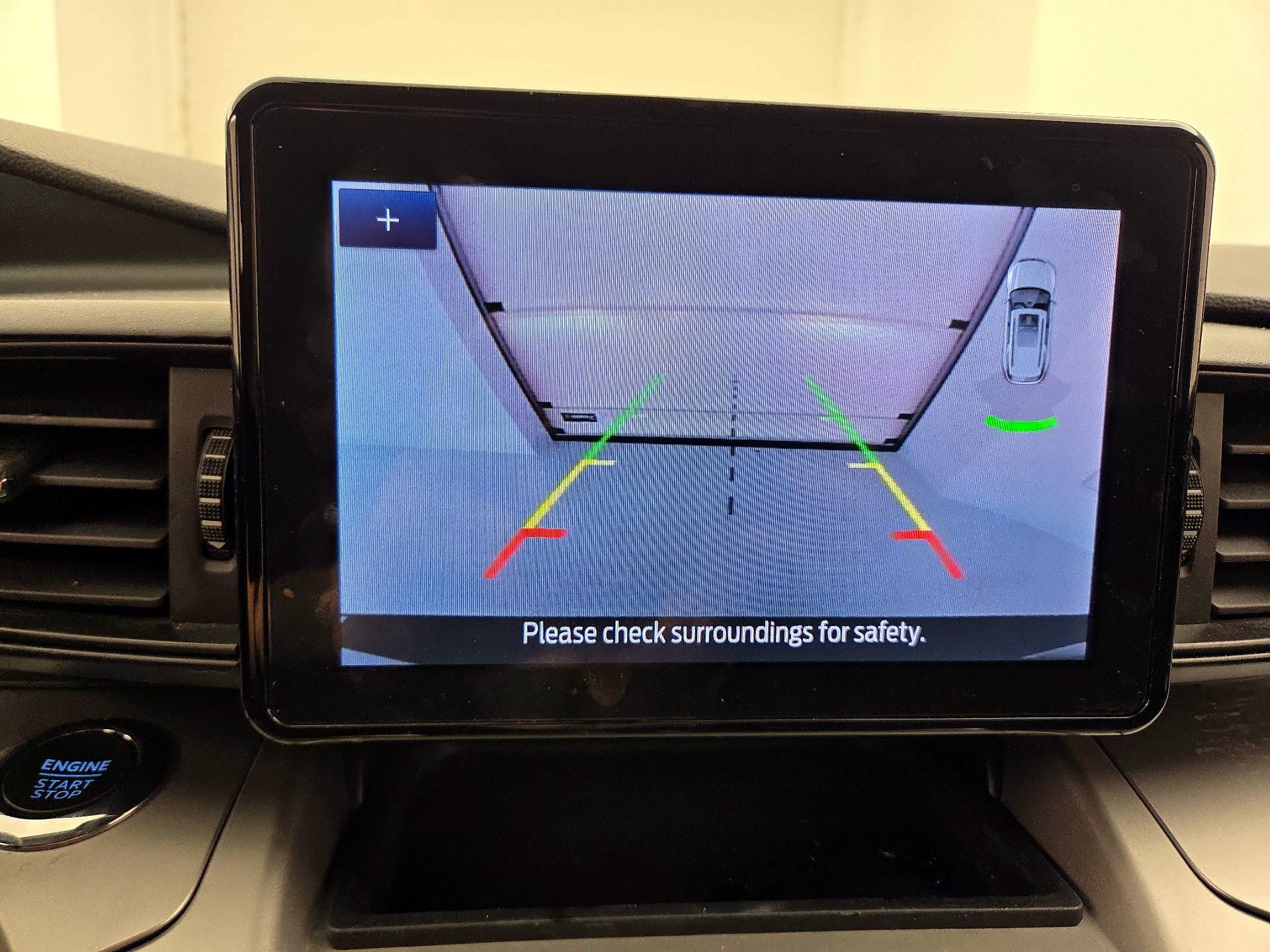 Thumbnail: 2022 Ford Explorer - 14