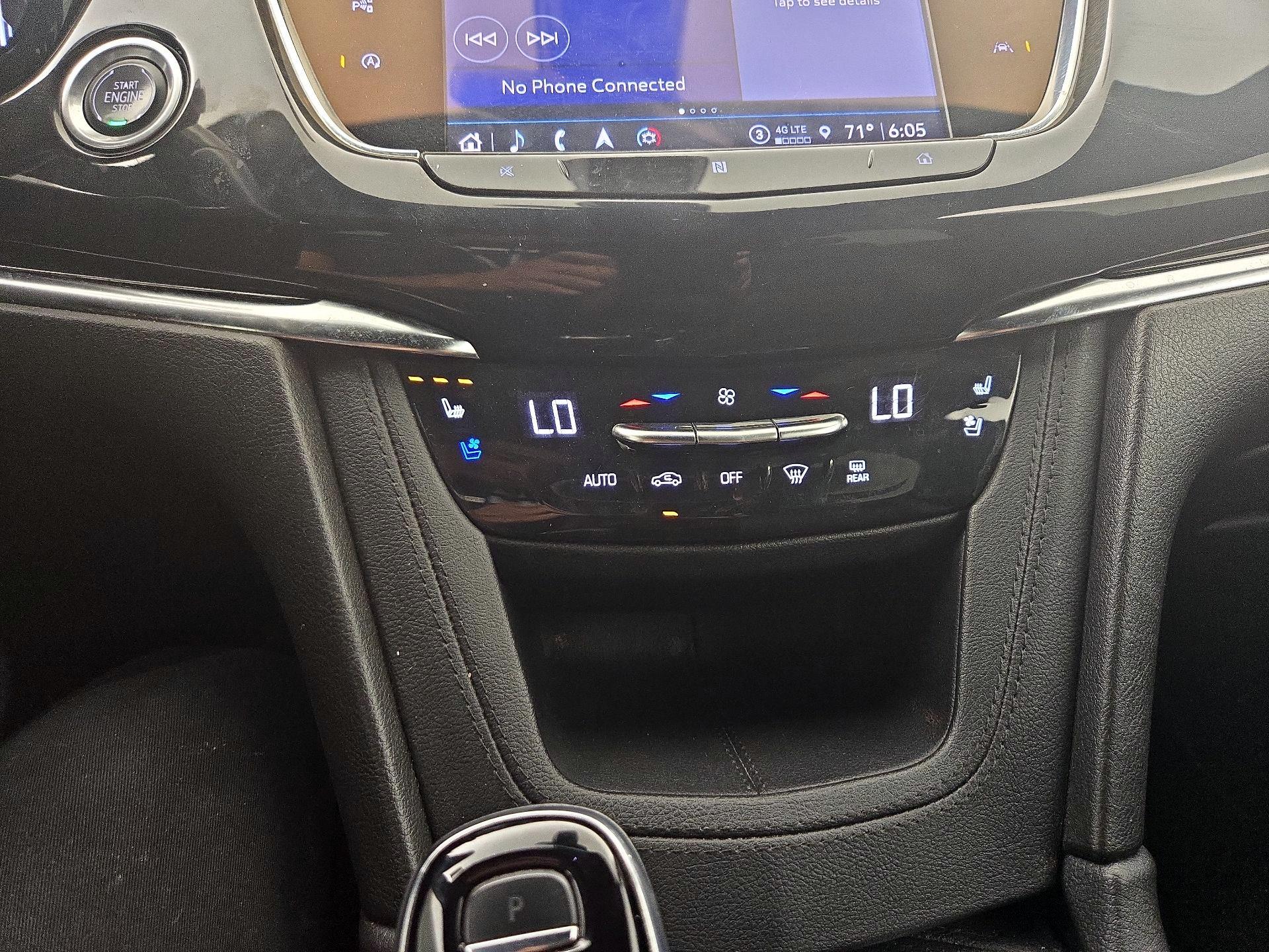 Thumbnail: 2021 Cadillac XT6 - 17