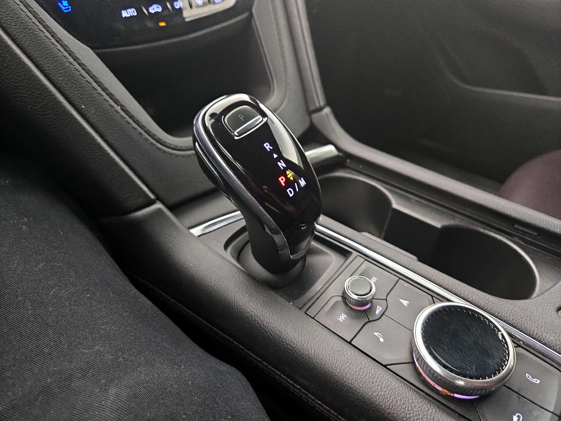 Thumbnail: 2021 Cadillac XT6 - 18