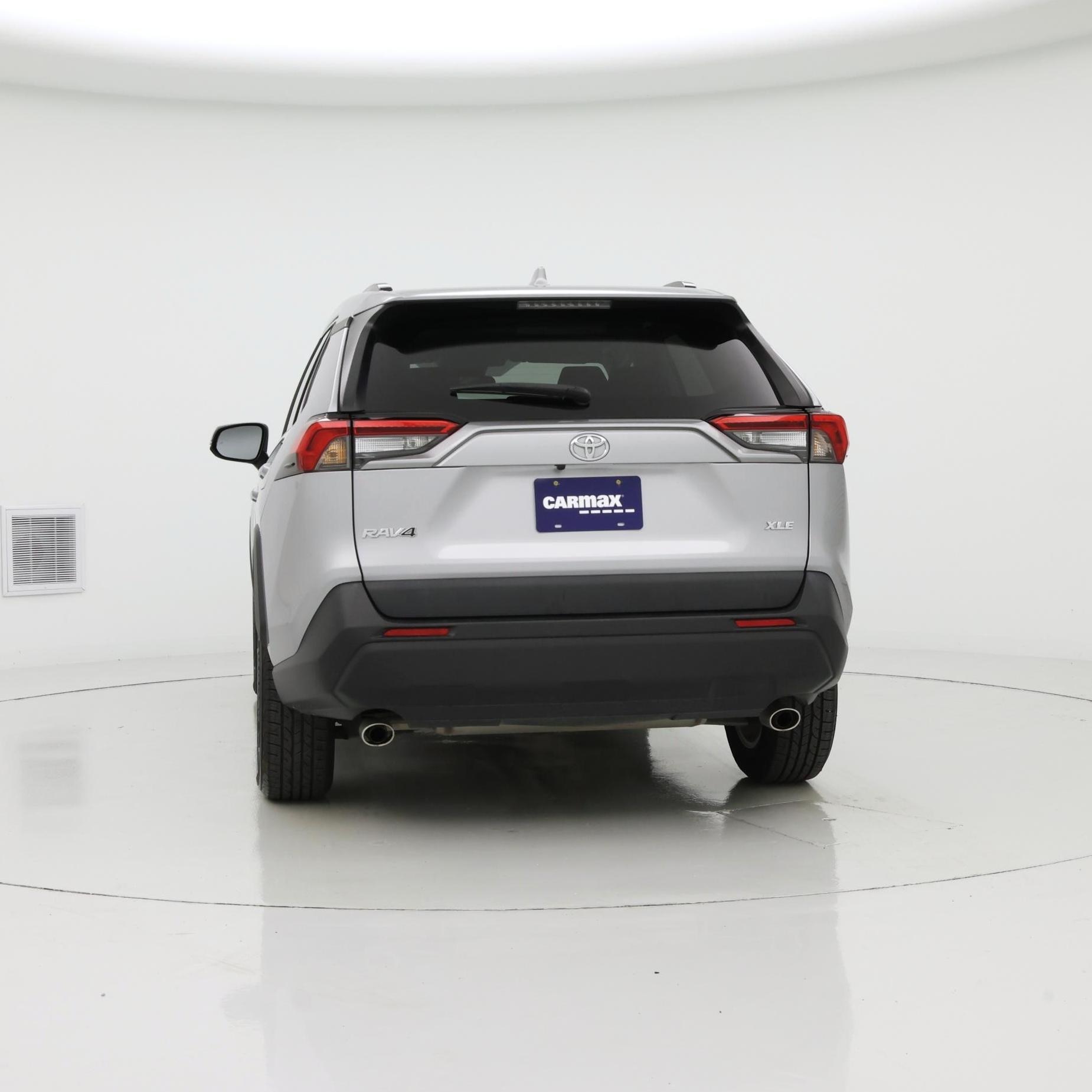 Thumbnail: 2021 Toyota RAV4 - 6
