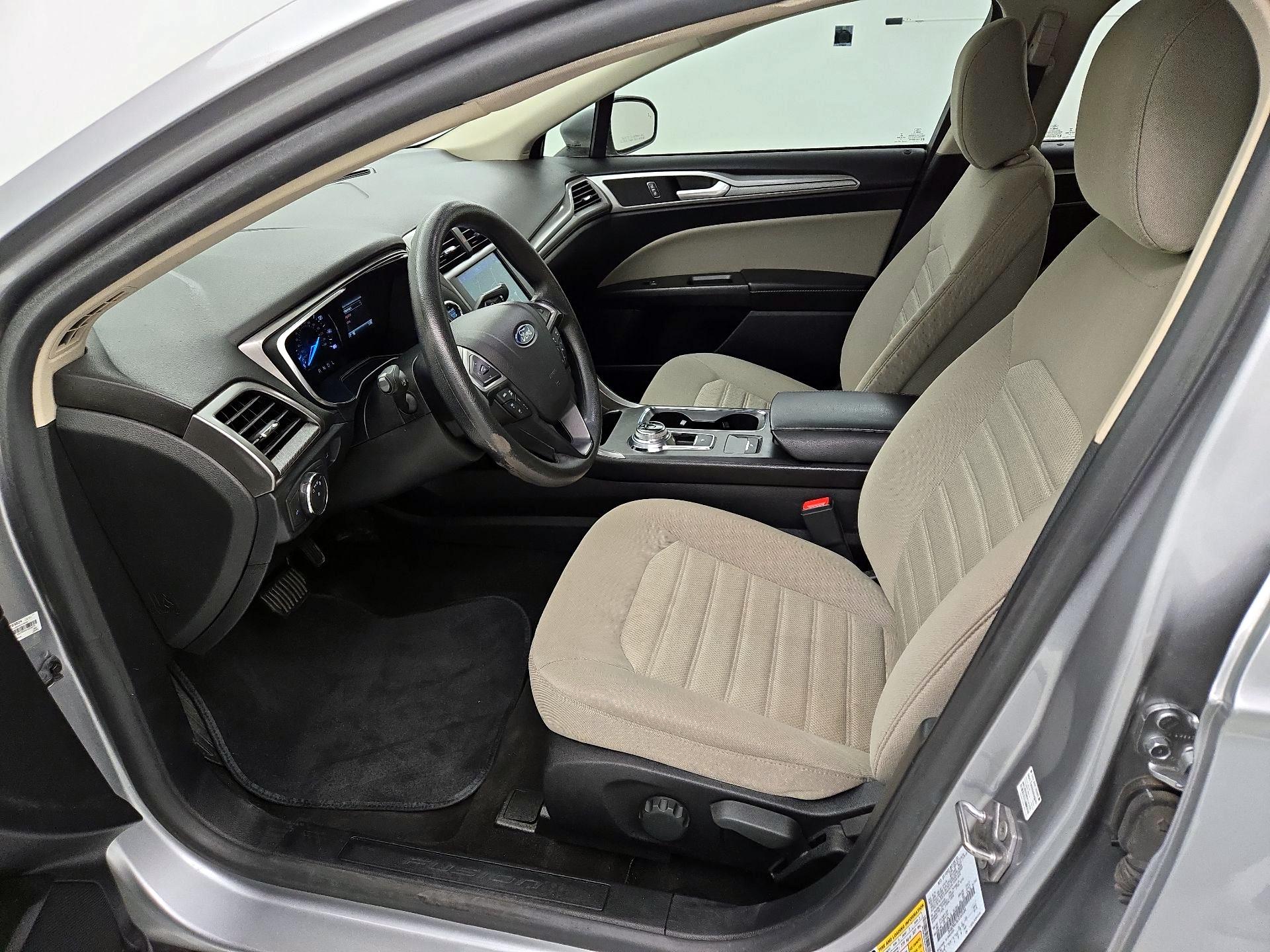 Thumbnail: 2020 Ford Fusion - 11
