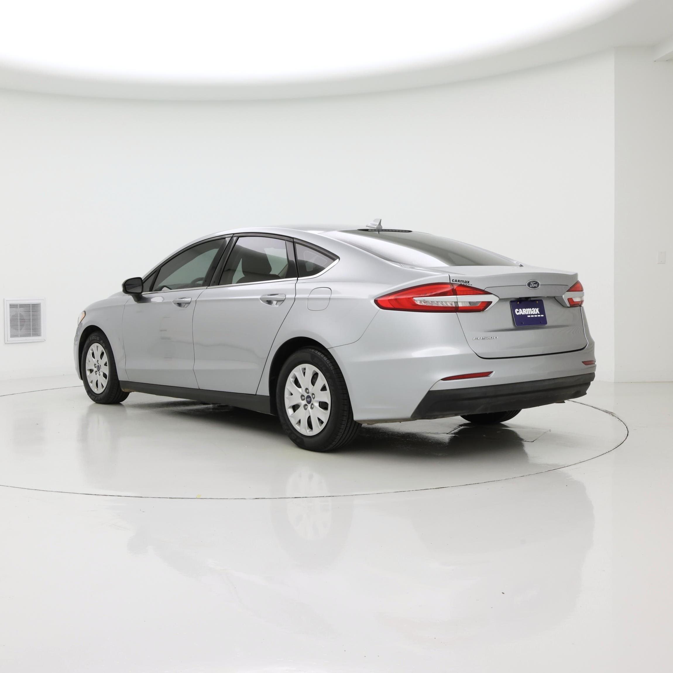Thumbnail: 2020 Ford Fusion - 2