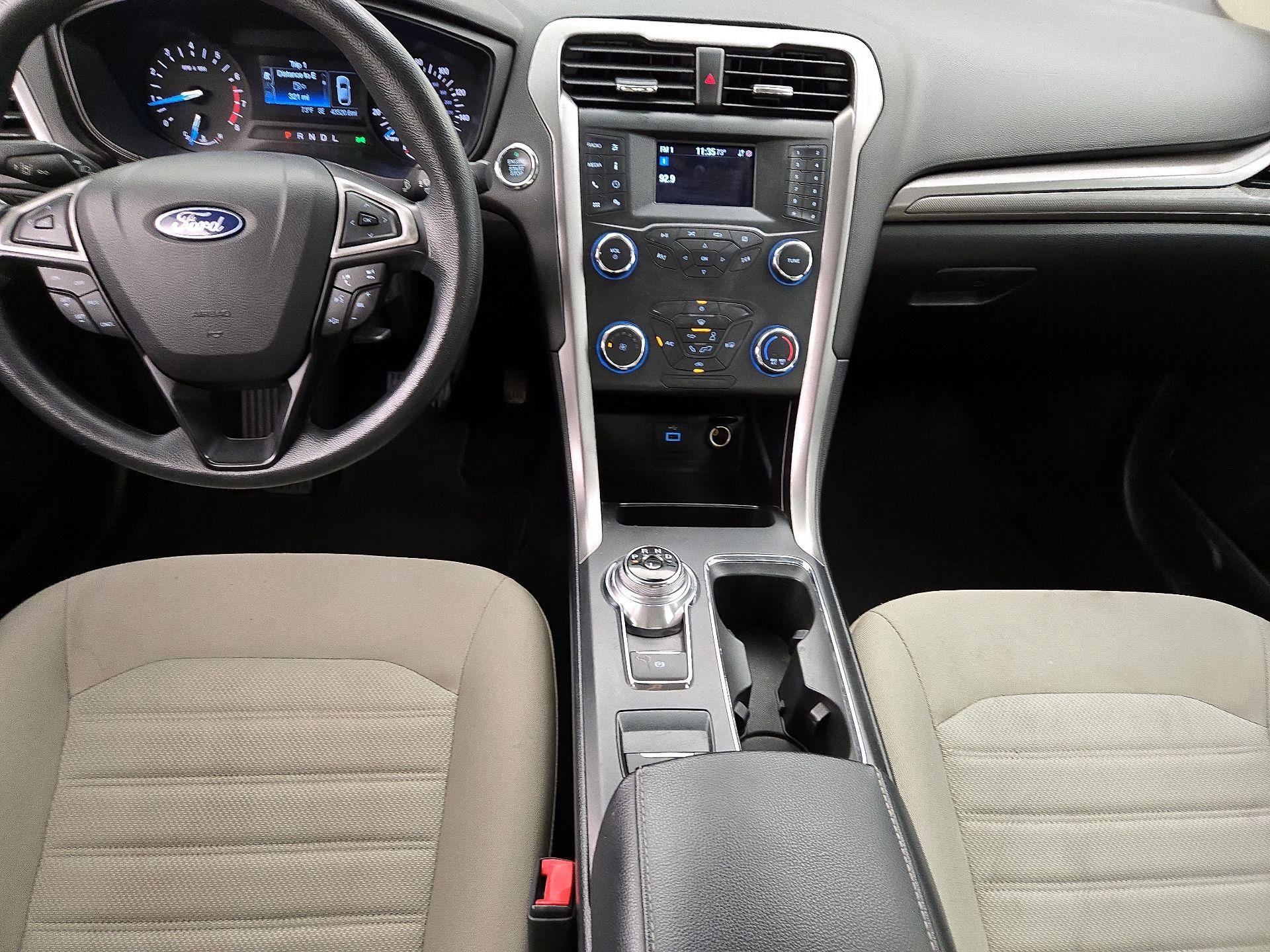 Thumbnail: 2020 Ford Fusion - 9