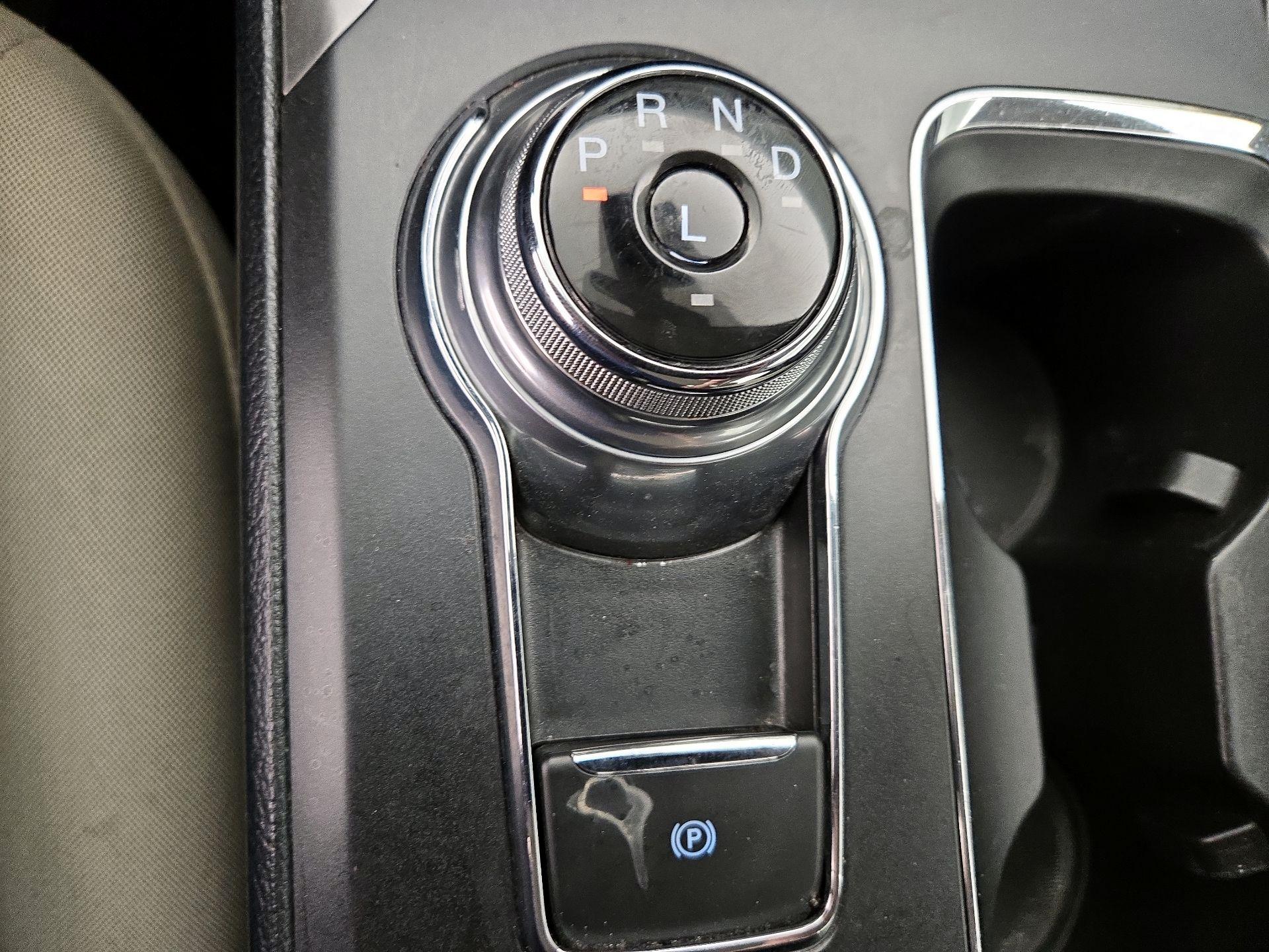 Thumbnail: 2020 Ford Fusion - 17