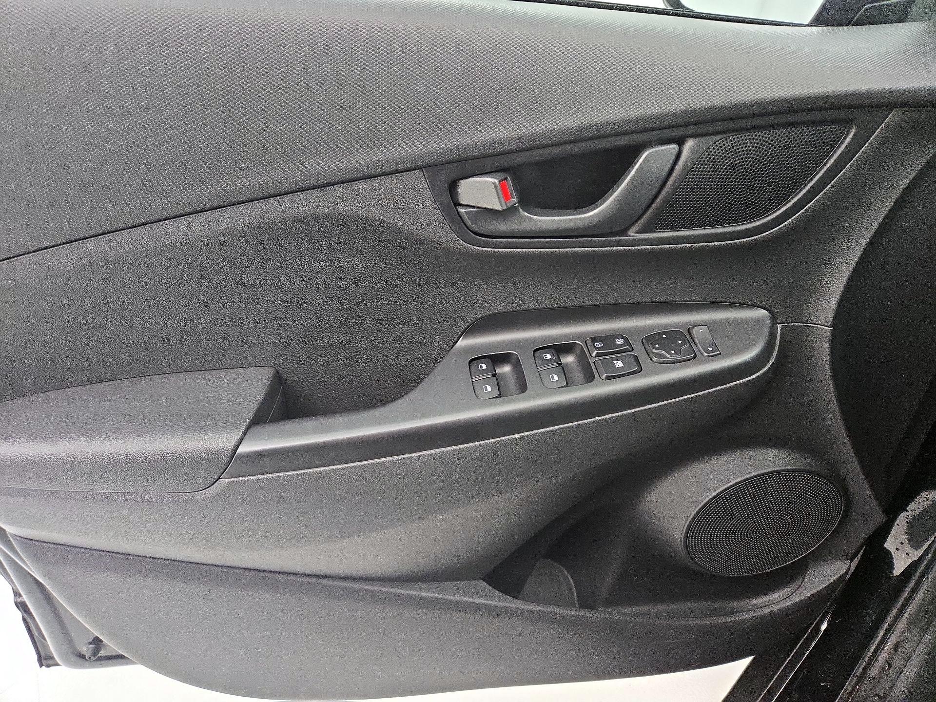 Thumbnail: 2022 Hyundai Kona - 12