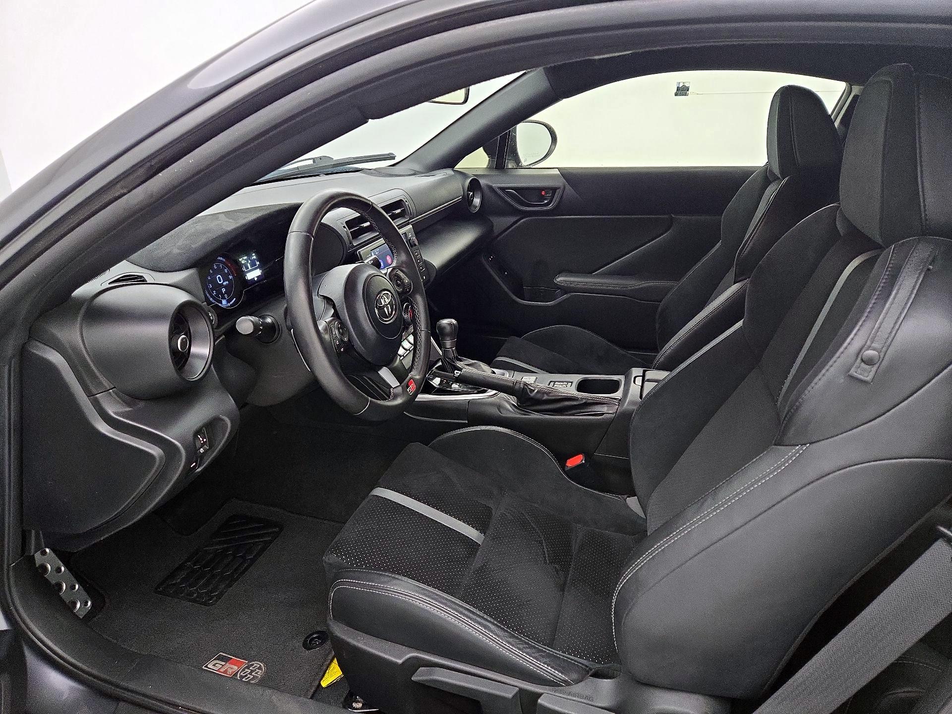 Thumbnail: 2022 Toyota GR86 - 11