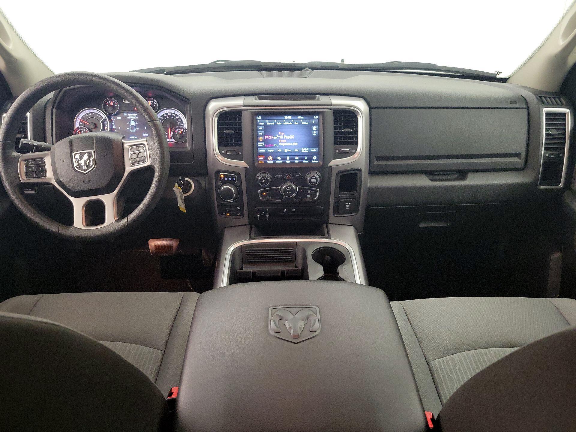 Thumbnail: 2023 RAM 1500 Classic - 9