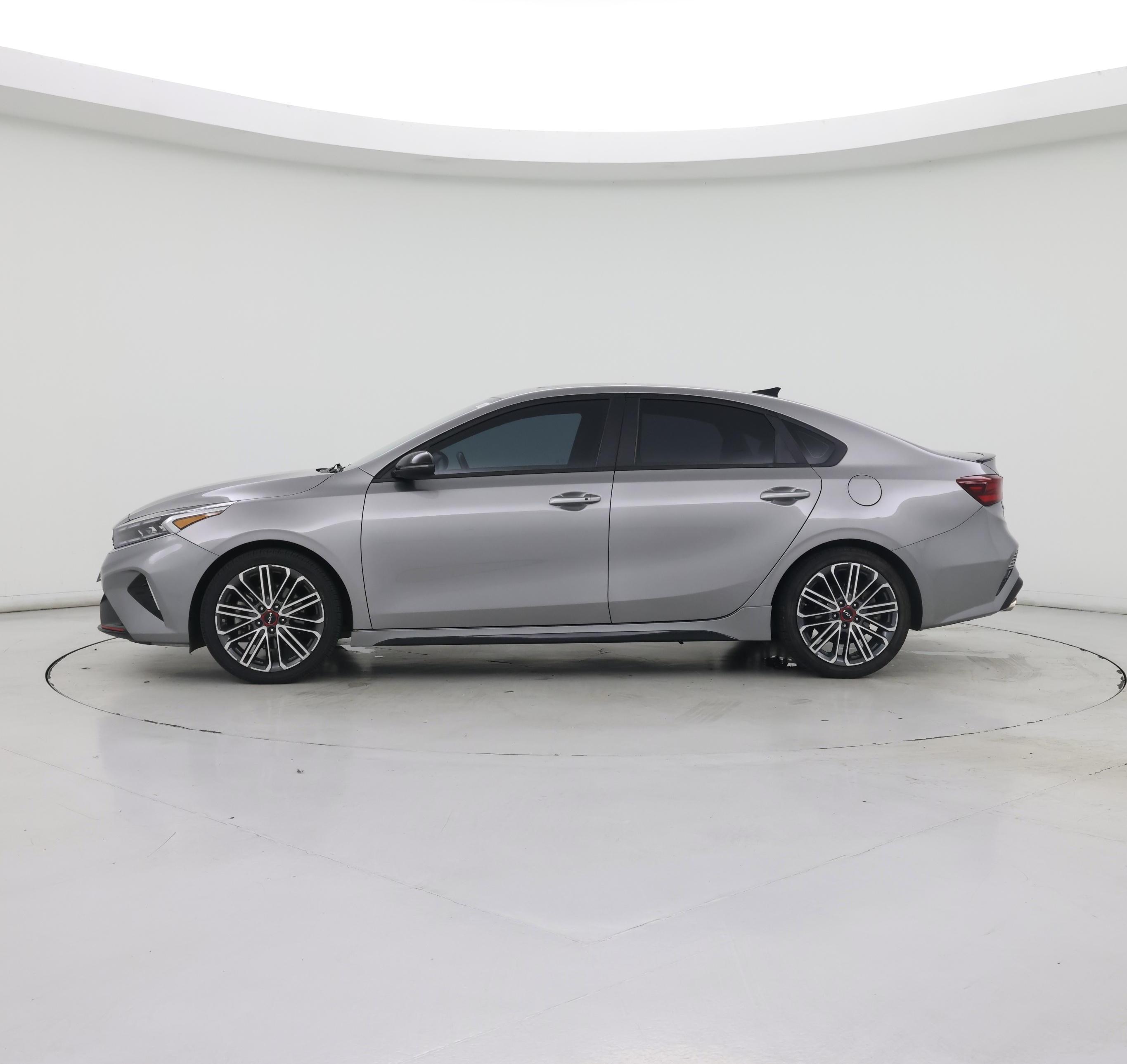 Thumbnail: 2023 Kia Forte - 3