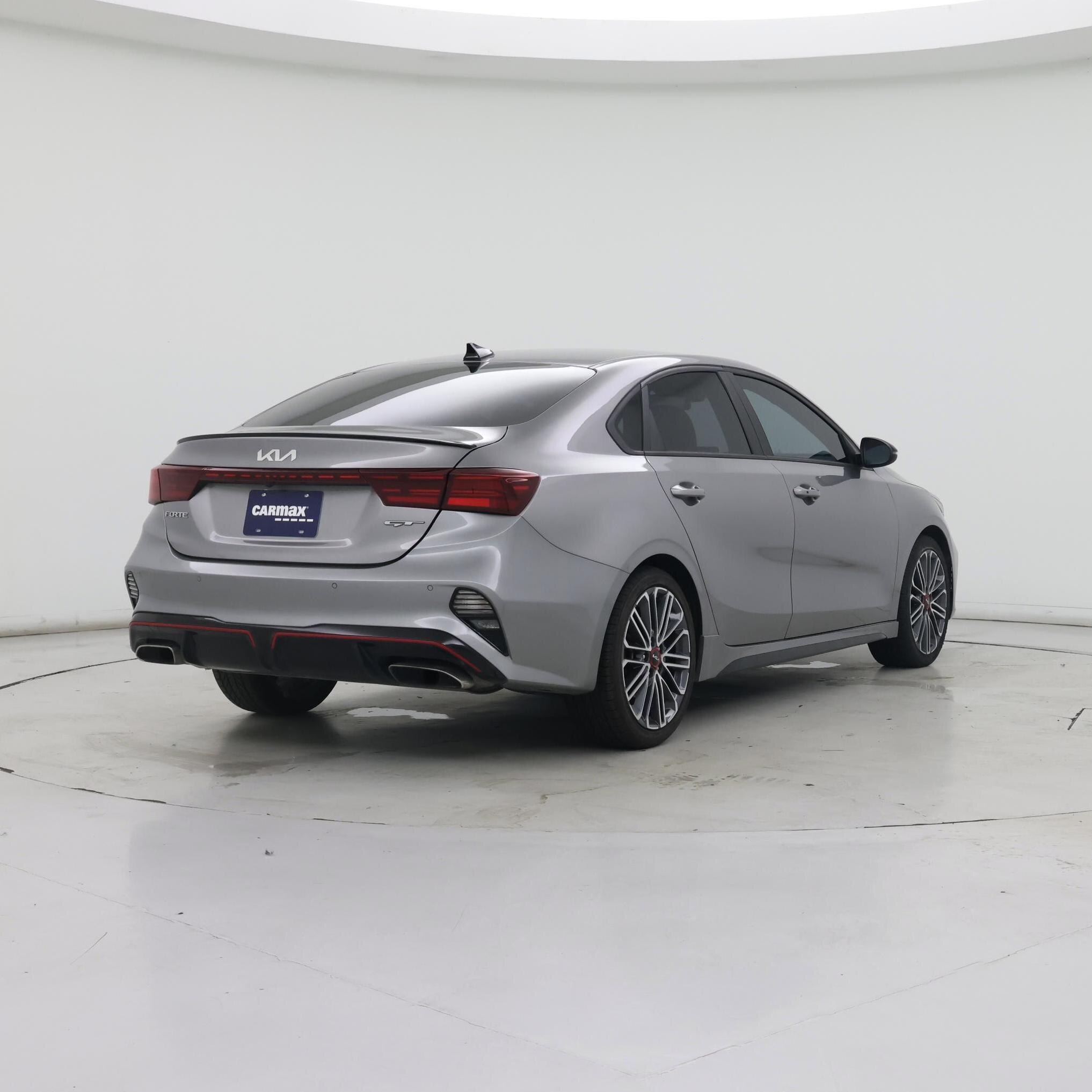 Thumbnail: 2023 Kia Forte - 8