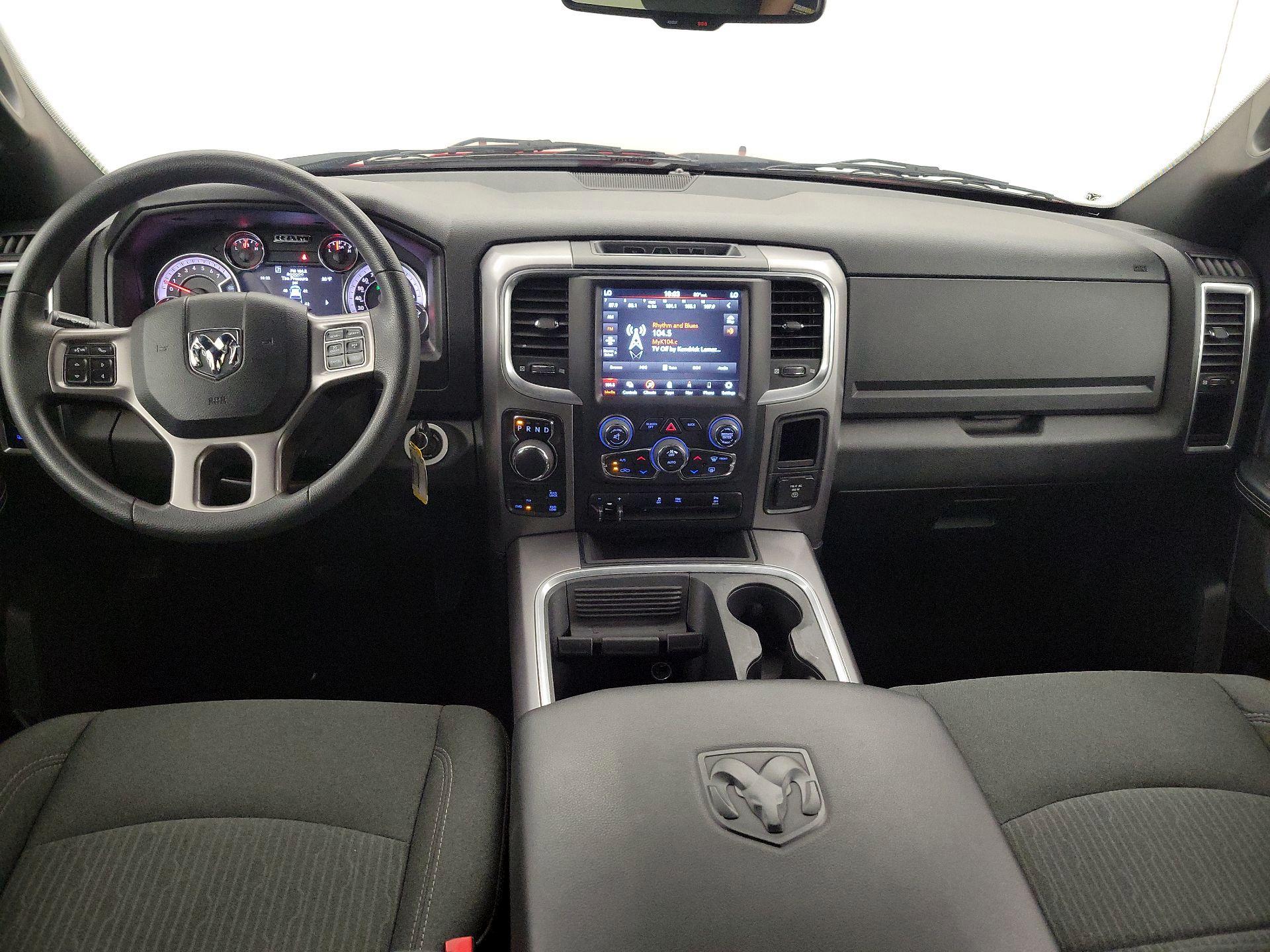 Thumbnail: 2023 RAM 1500 Classic - 9