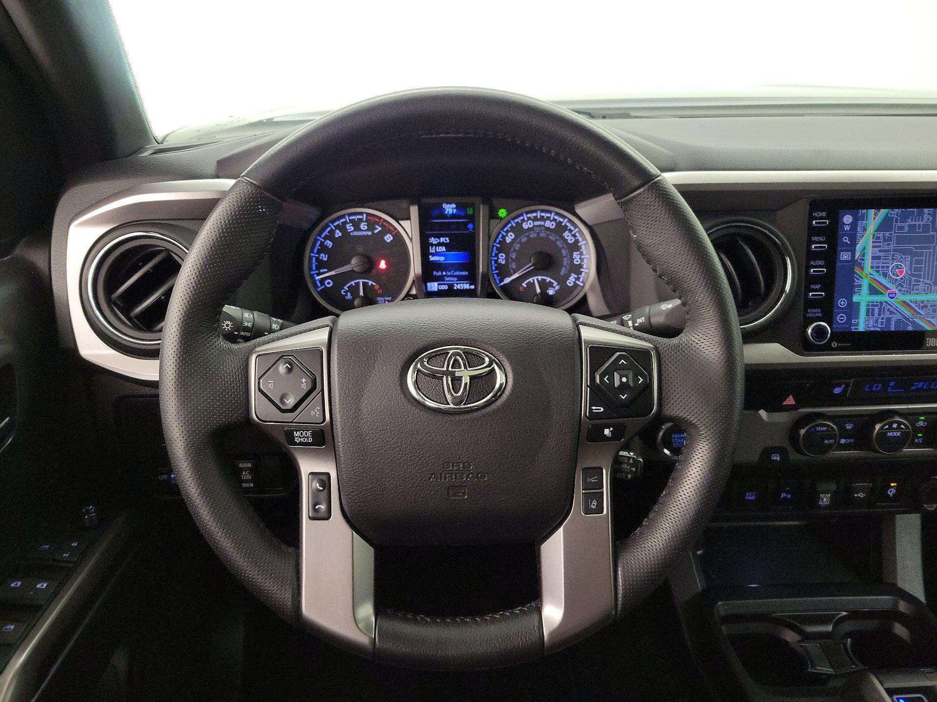 Thumbnail: 2022 Toyota Tacoma - 10