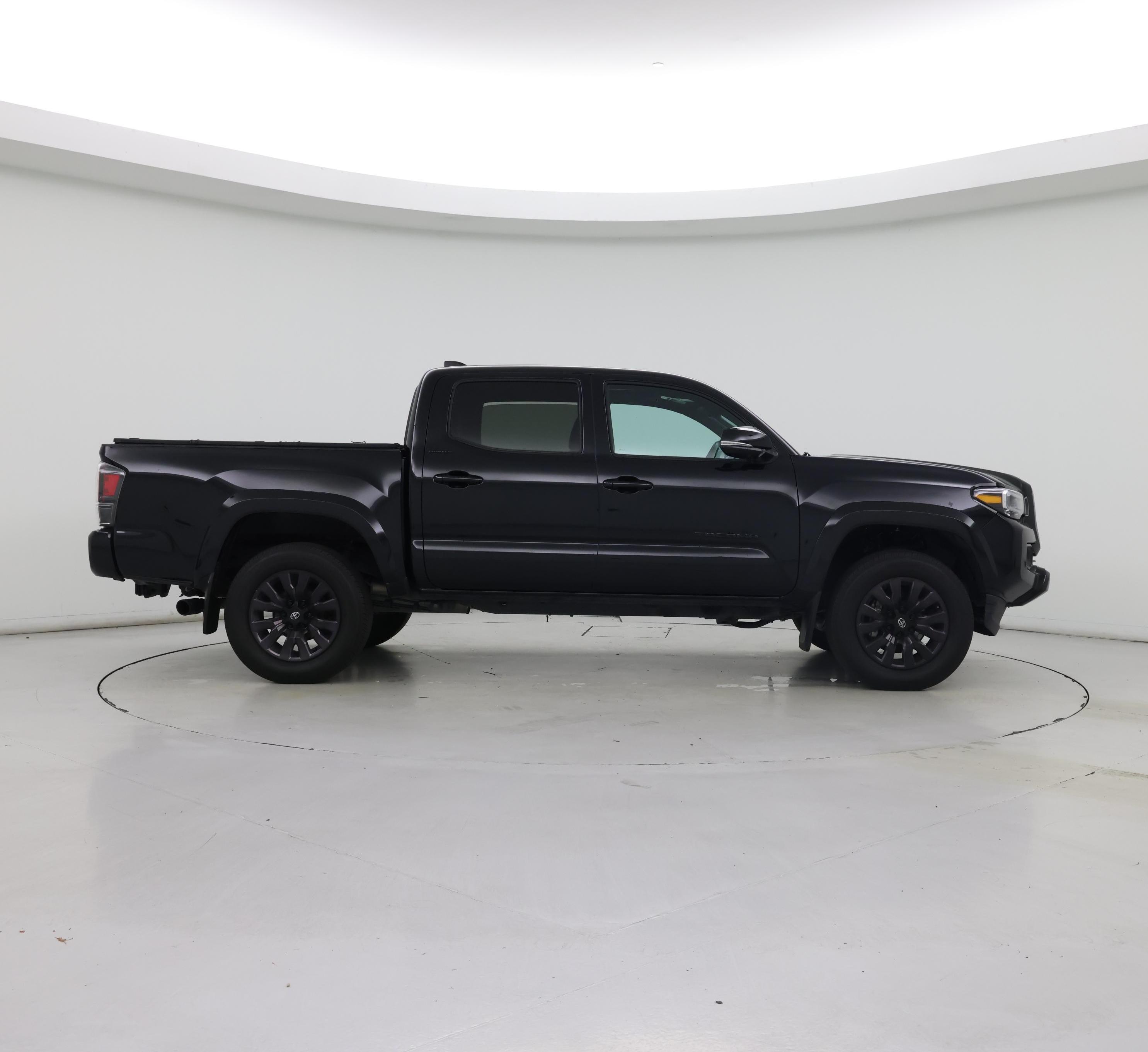 Thumbnail: 2022 Toyota Tacoma - 7