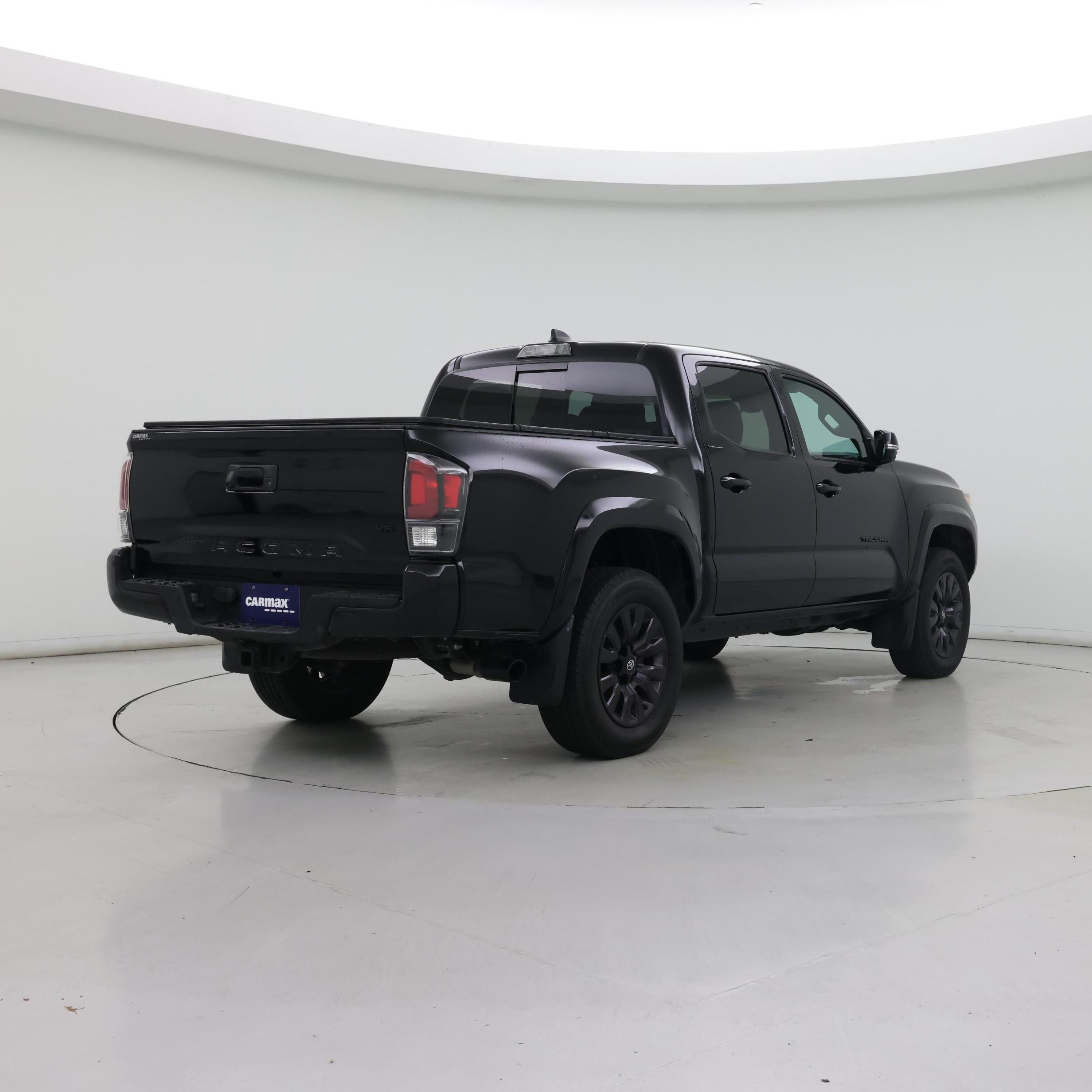 Thumbnail: 2022 Toyota Tacoma - 8