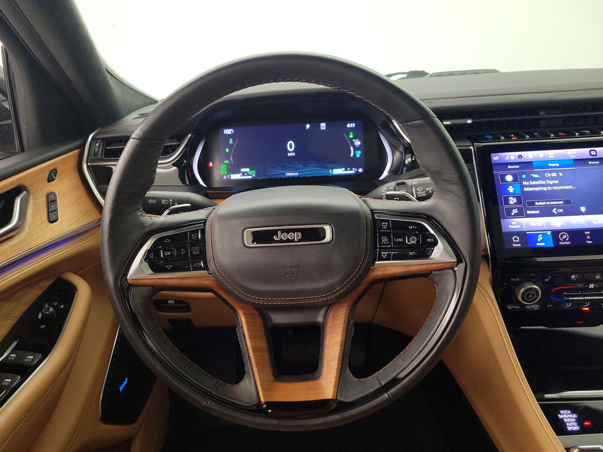 Thumbnail: 2022 Jeep Grand Cherokee - 10