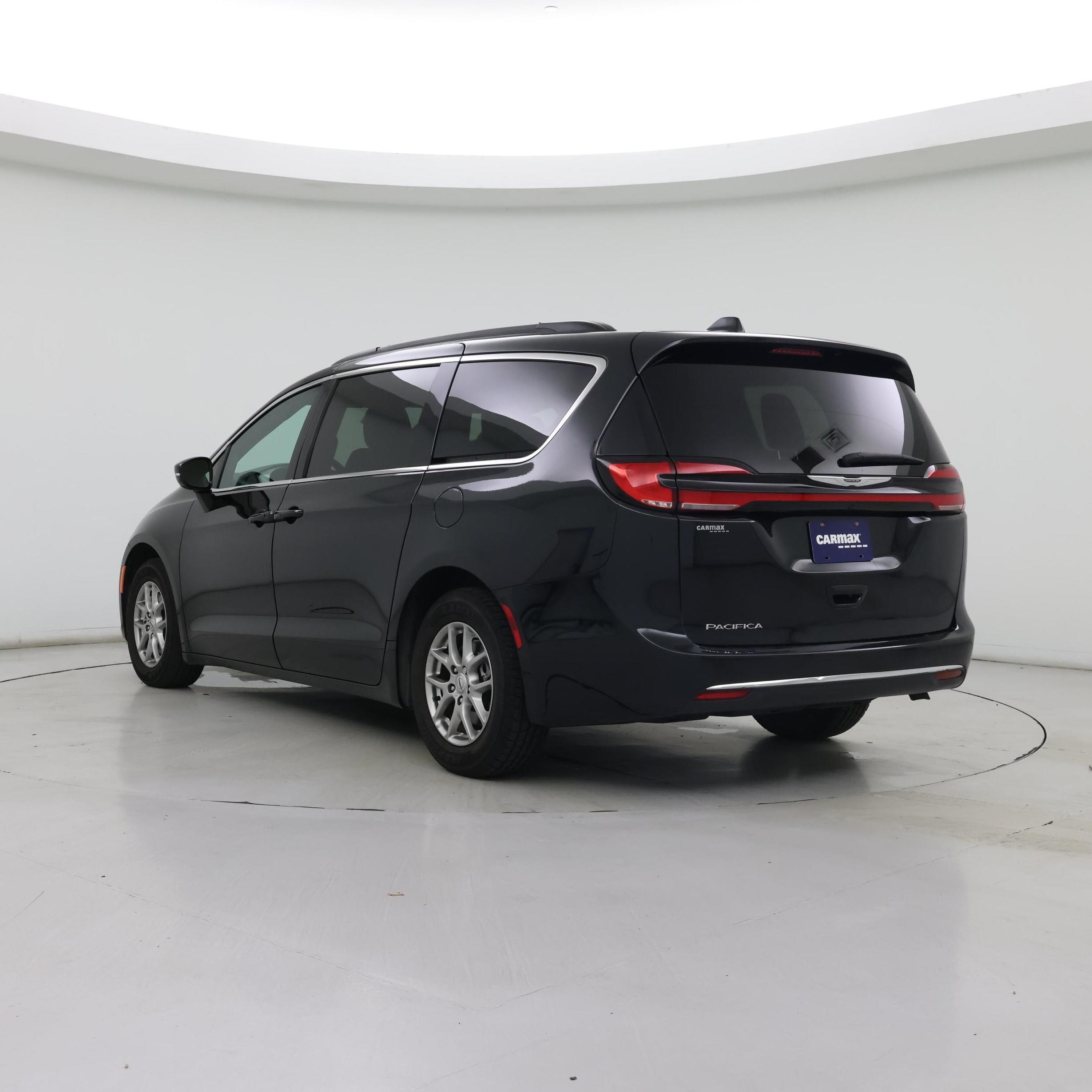 Thumbnail: 2022 Chrysler Pacifica - 2
