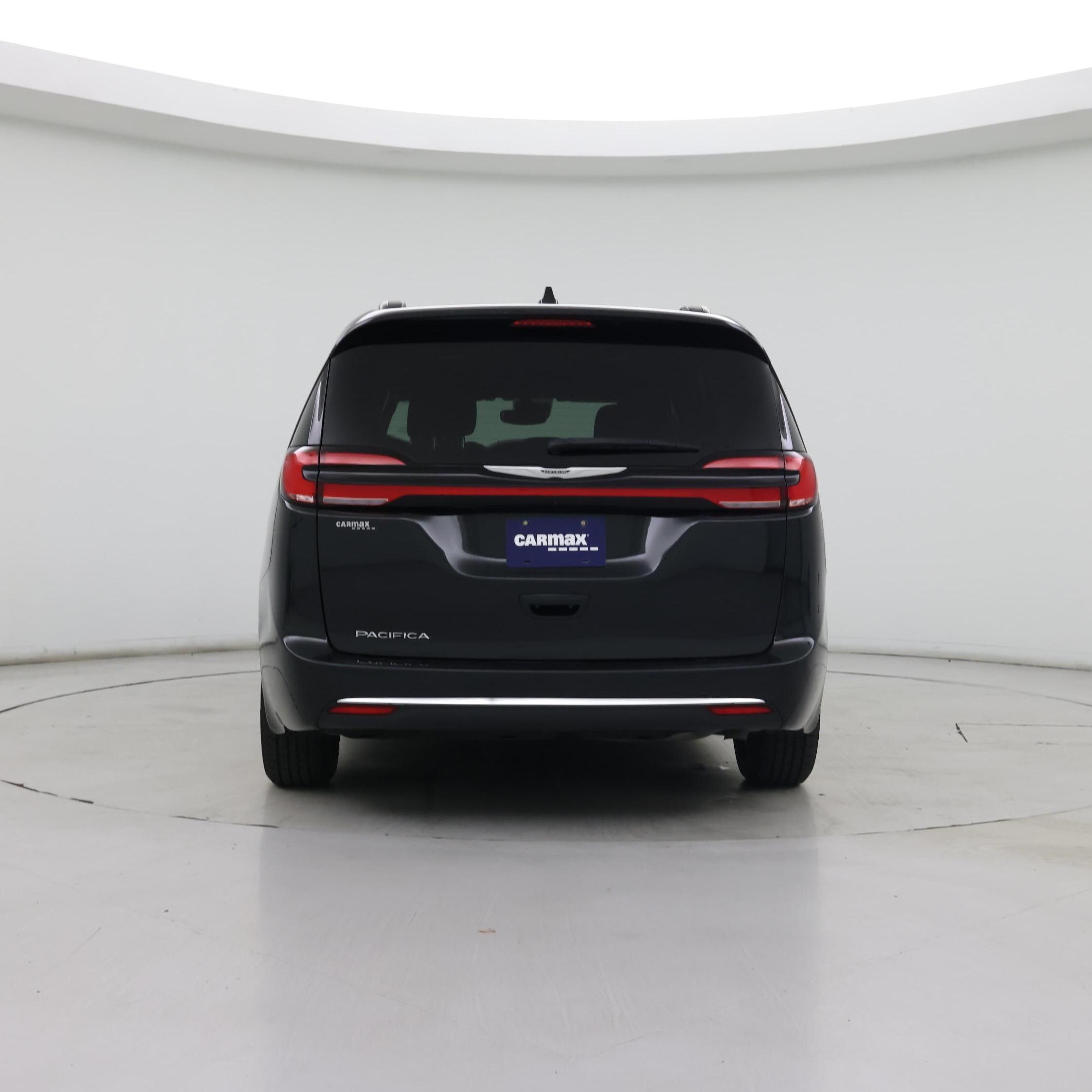 Thumbnail: 2022 Chrysler Pacifica - 6