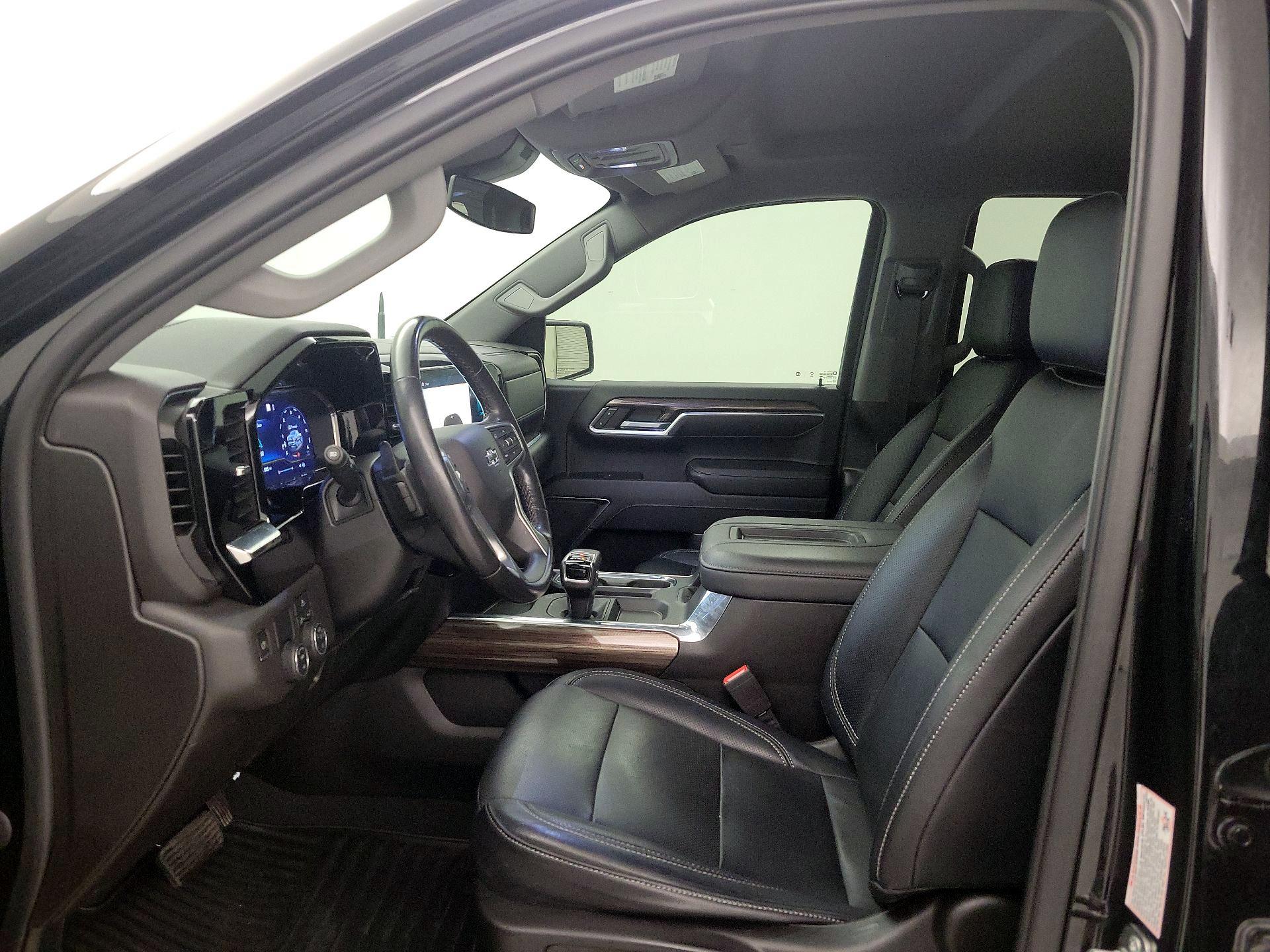 Thumbnail: 2022 Chevrolet Silverado 1500 - 11