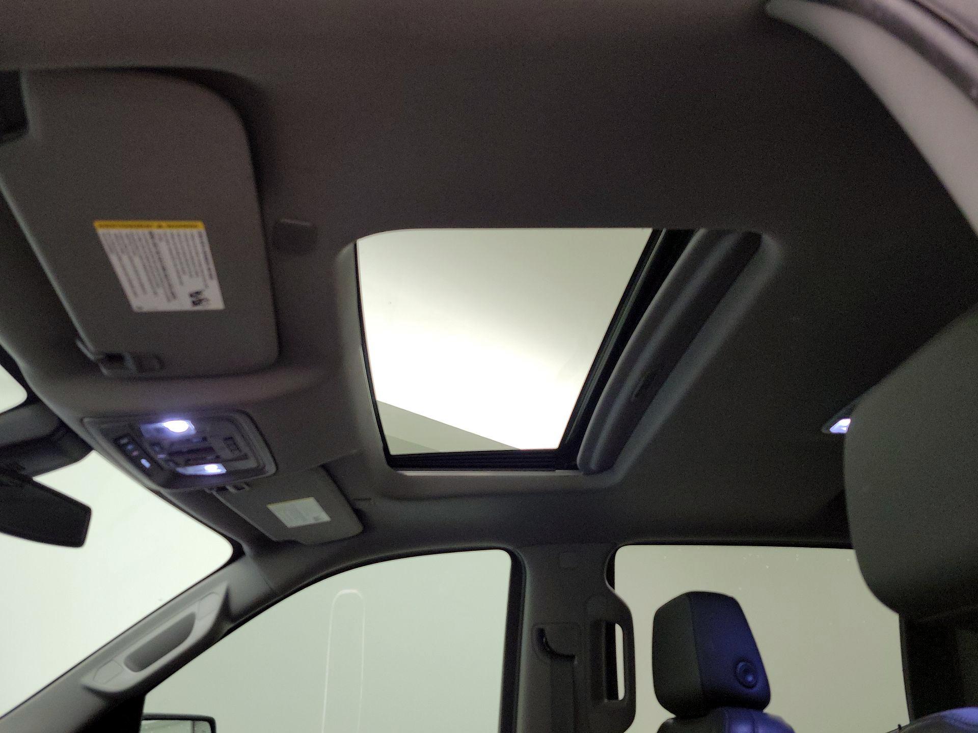 Thumbnail: 2020 Chevrolet Silverado 1500 - 19