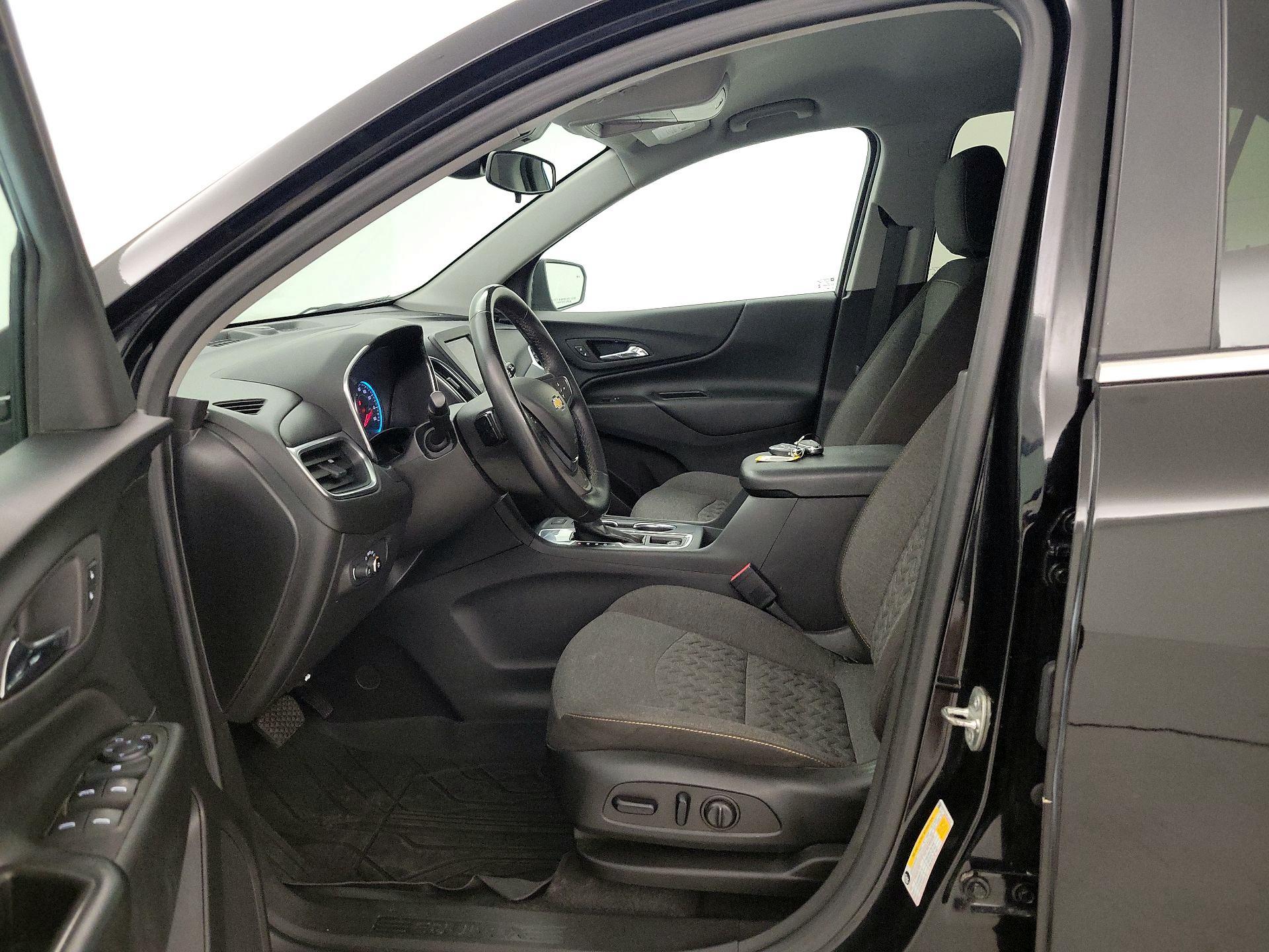 Thumbnail: 2023 Chevrolet Equinox - 11