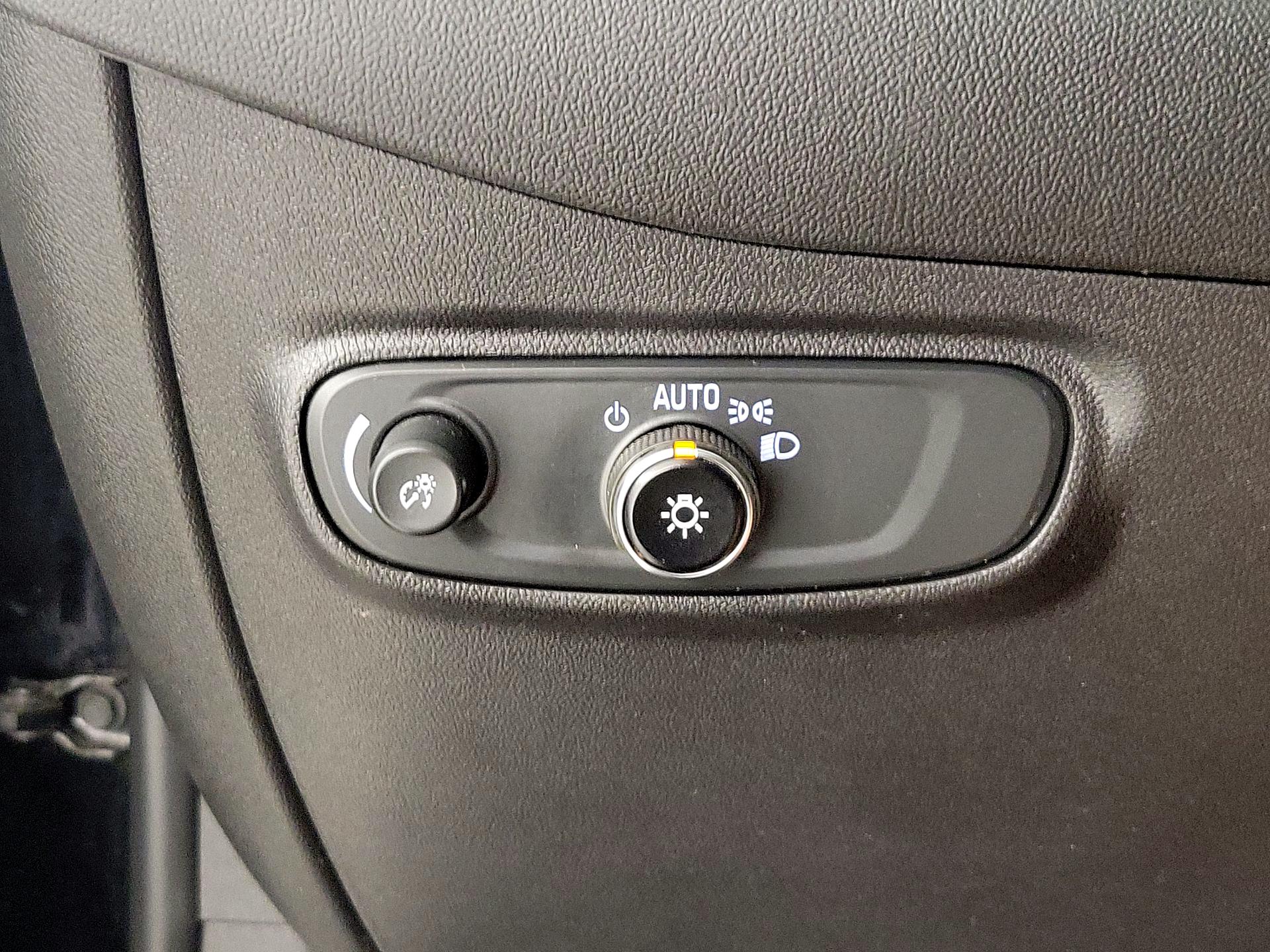 Thumbnail: 2023 Chevrolet Equinox - 13