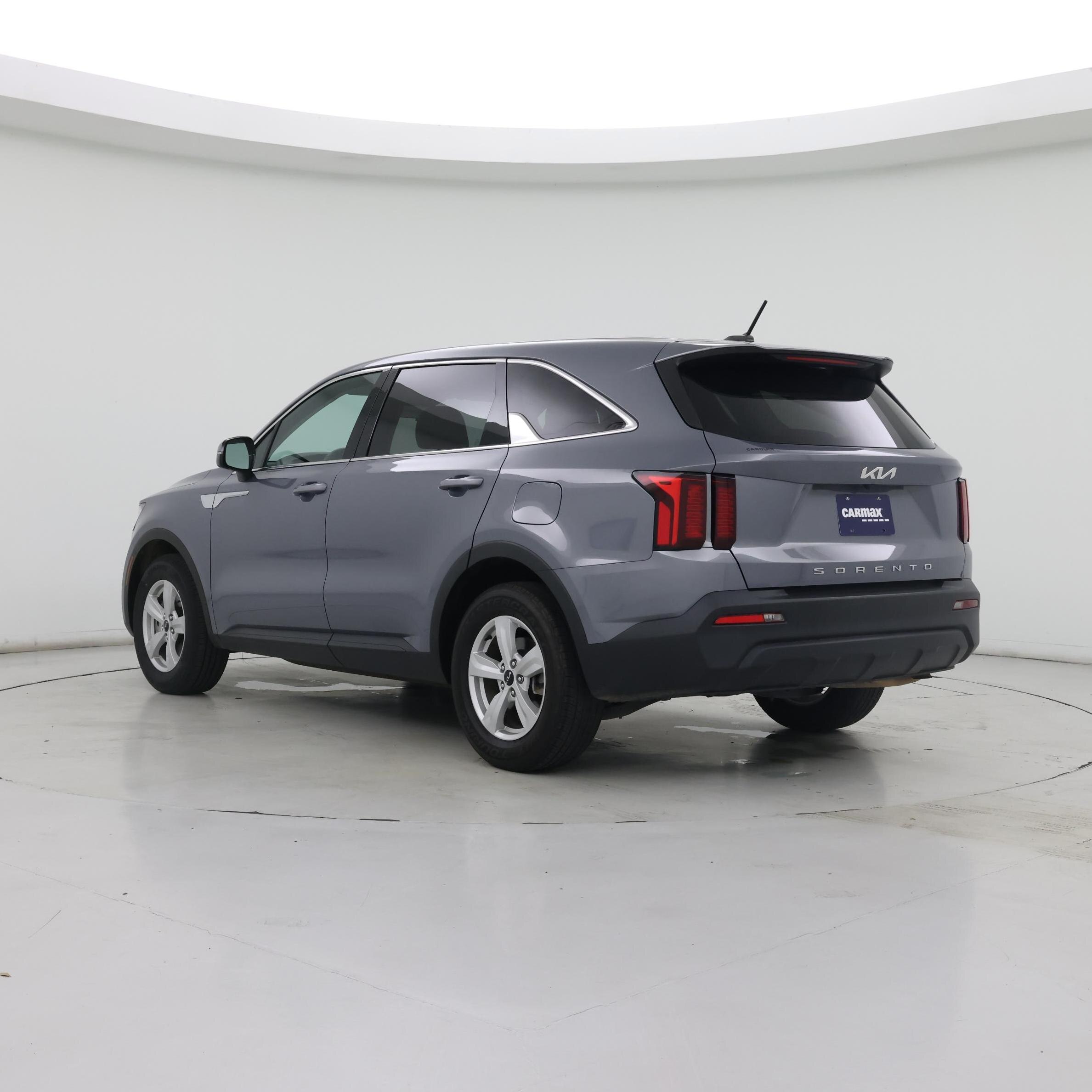 Thumbnail: 2022 Kia Sorento - 2