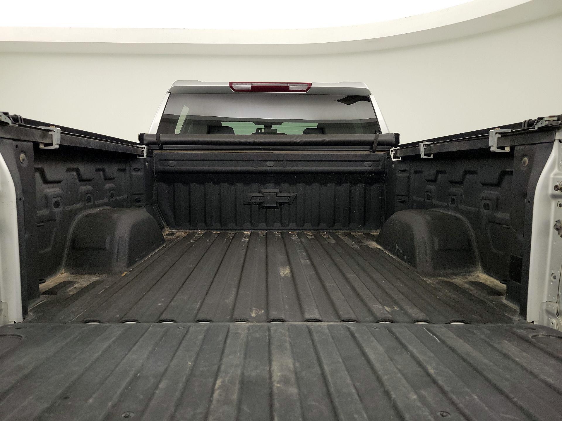 Thumbnail: 2021 Chevrolet Silverado 1500 - 19