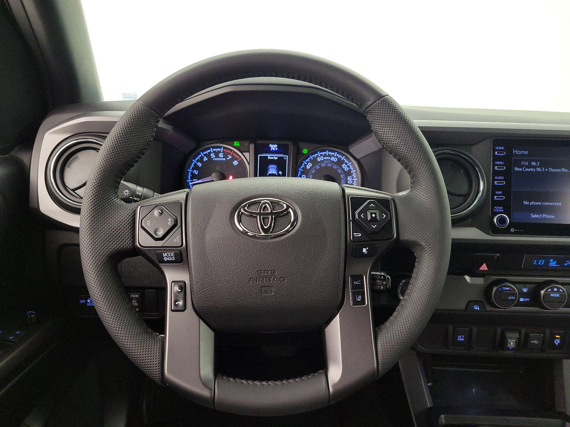 Thumbnail: 2021 Toyota Tacoma - 10