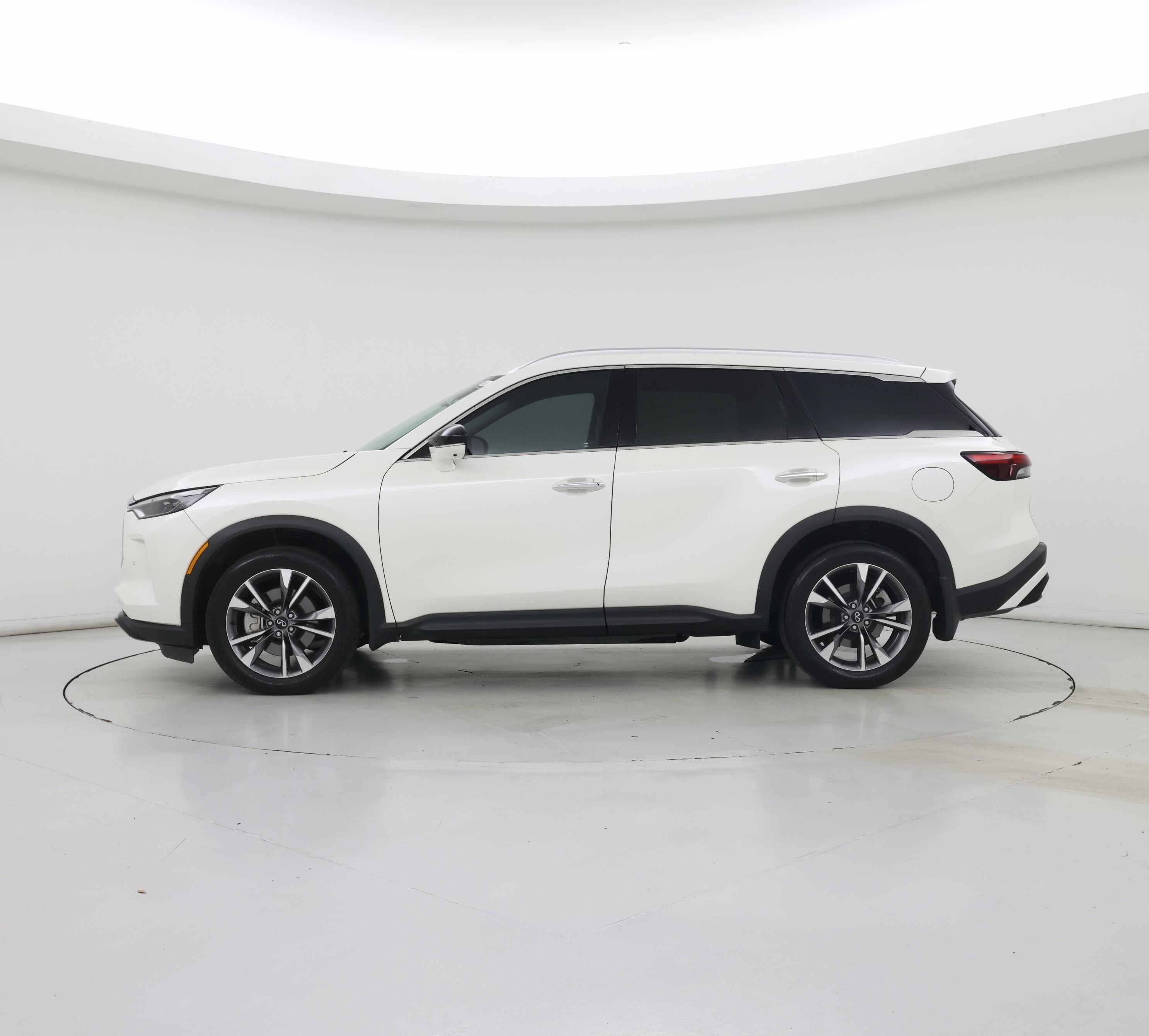 Thumbnail: 2023 INFINITI QX60 - 3