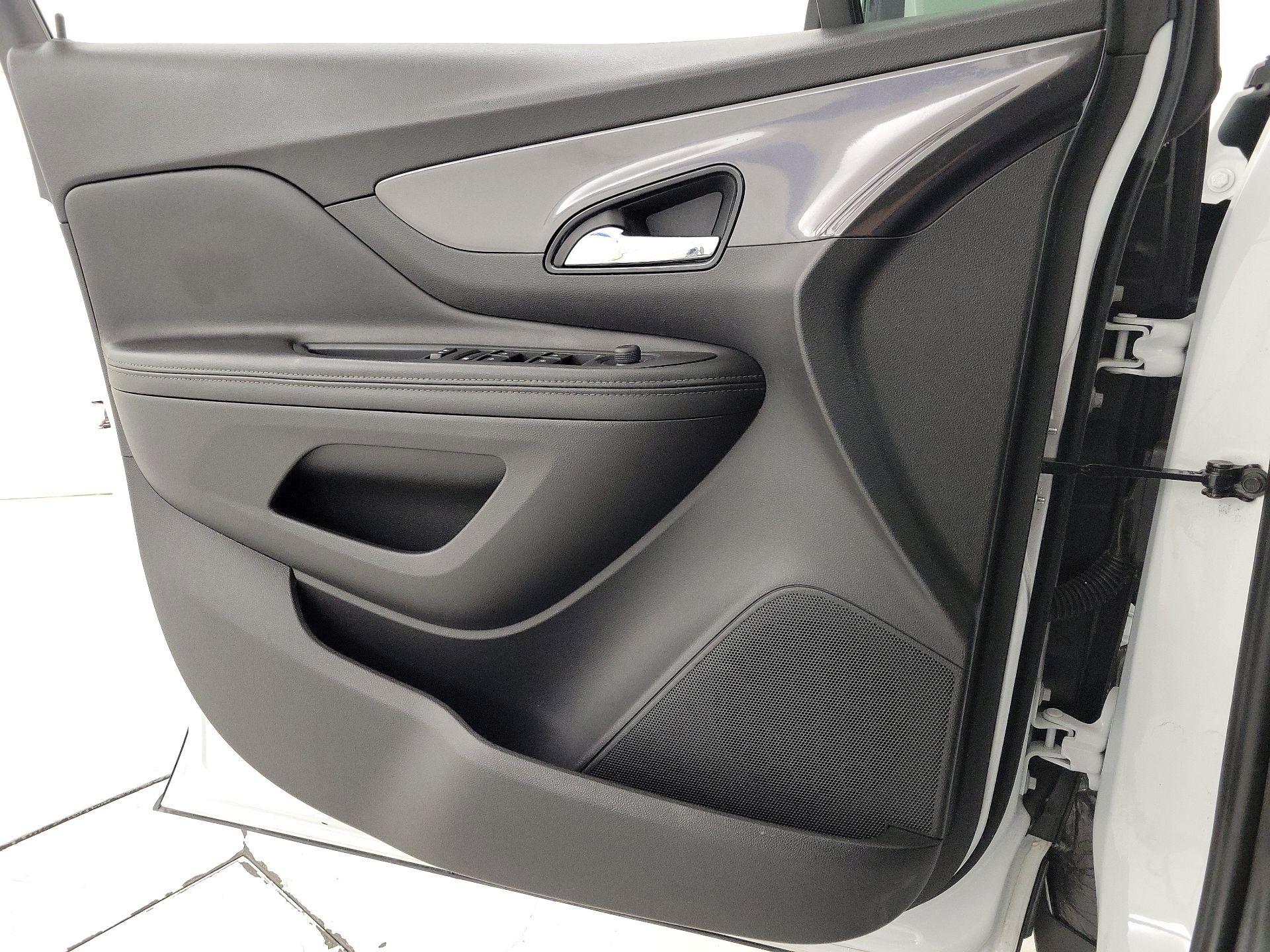 Thumbnail: 2021 Buick Encore - 12