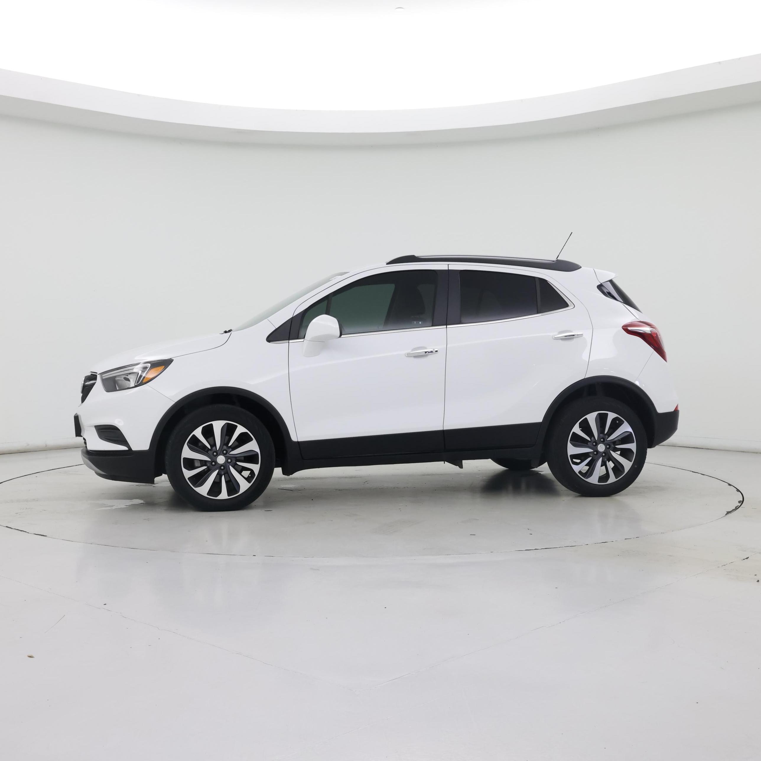 Thumbnail: 2021 Buick Encore - 3