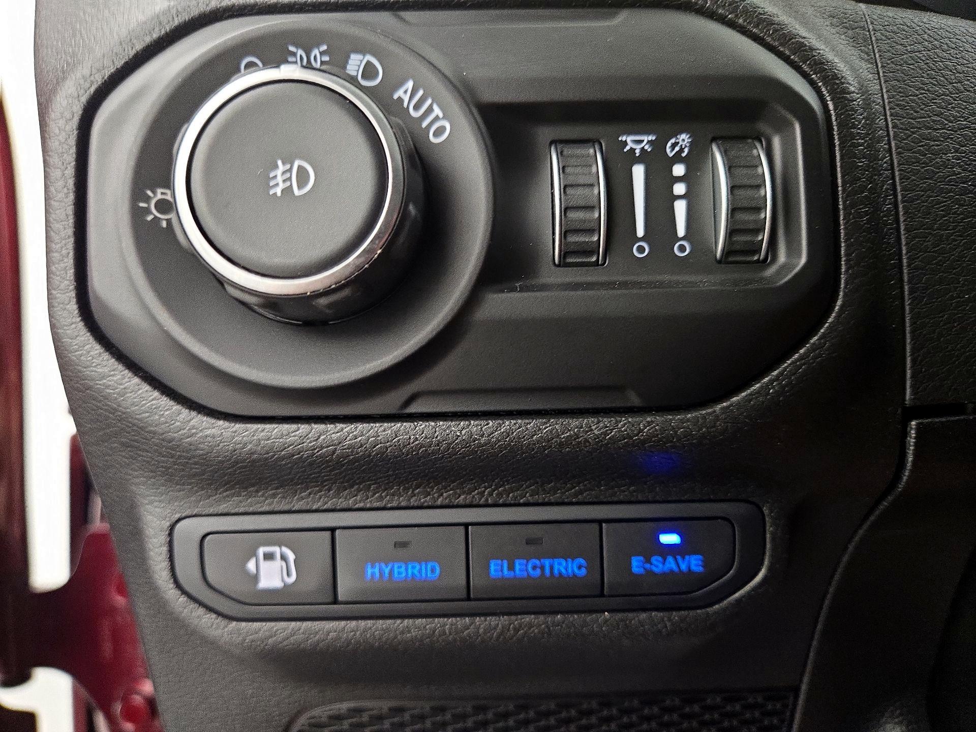 Thumbnail: 2021 Jeep Wrangler - 13