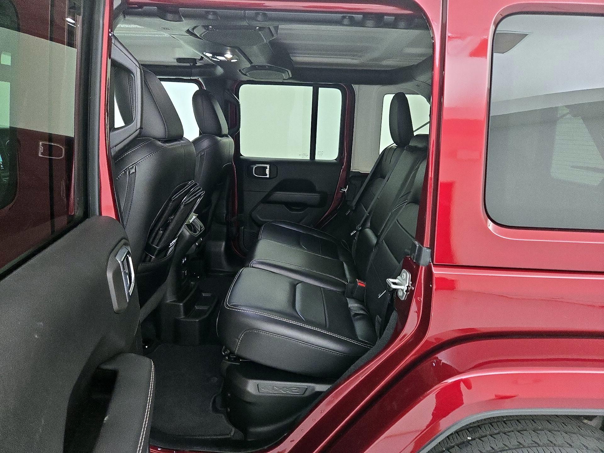 Thumbnail: 2021 Jeep Wrangler - 20