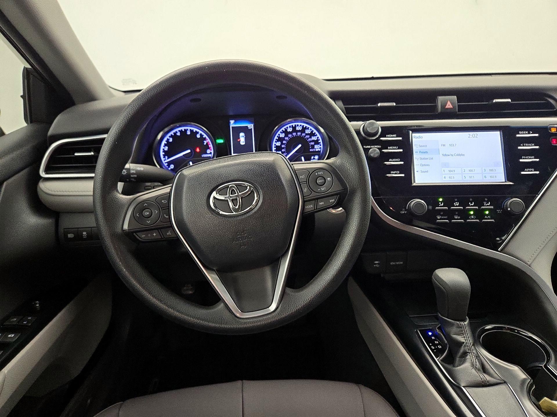 Thumbnail: 2018 Toyota Camry - 10