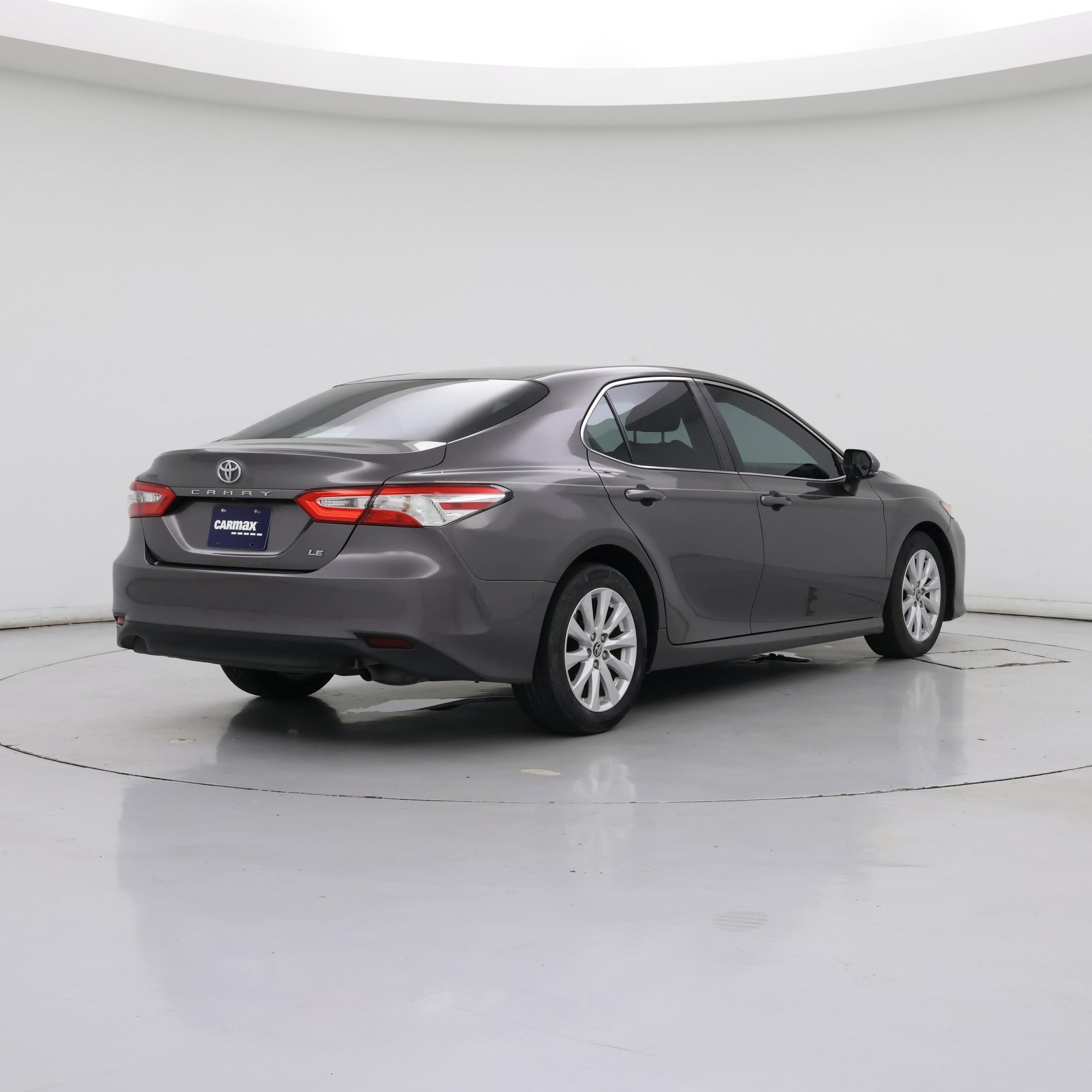 Thumbnail: 2018 Toyota Camry - 8