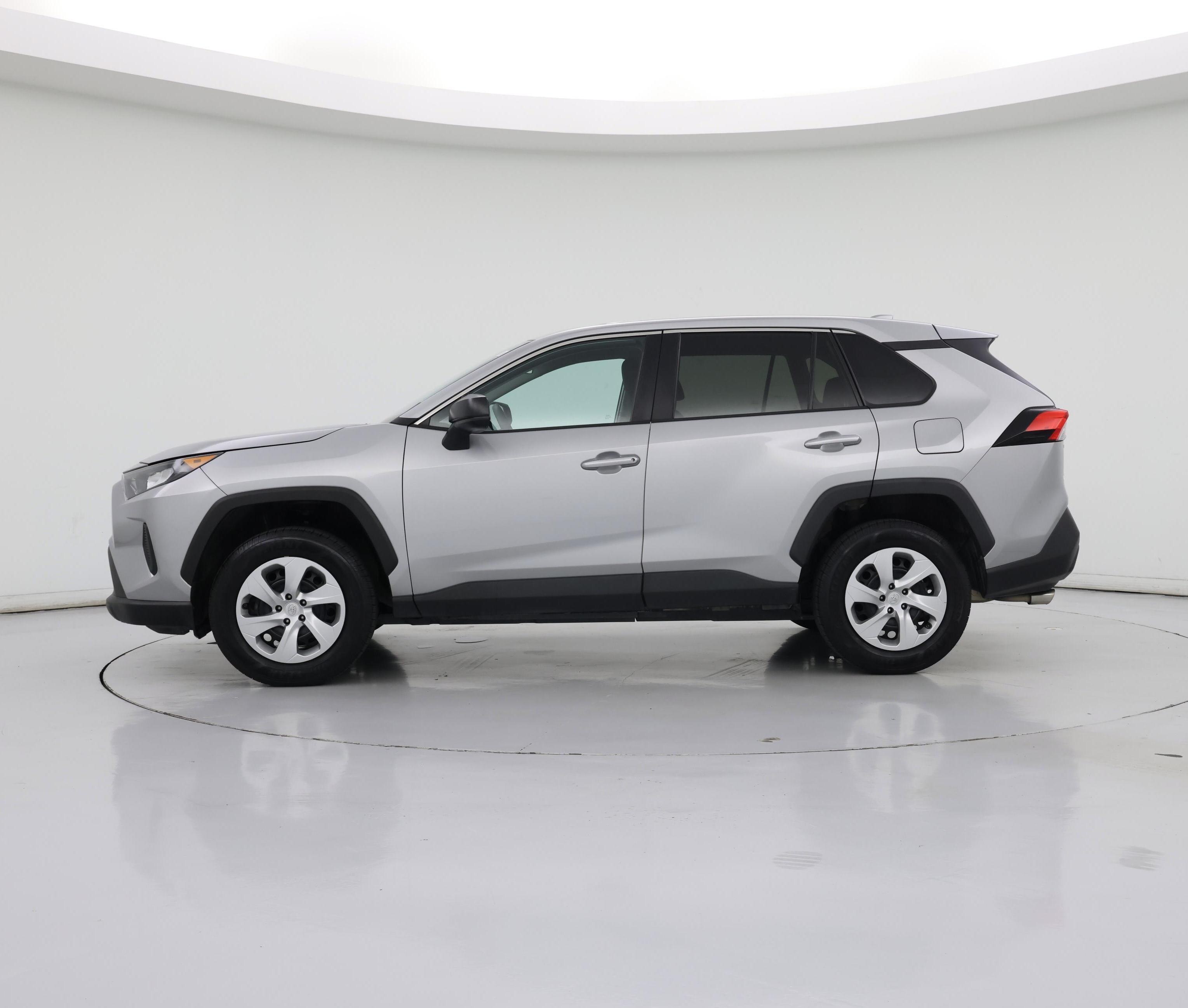 Thumbnail: 2022 Toyota RAV4 - 3