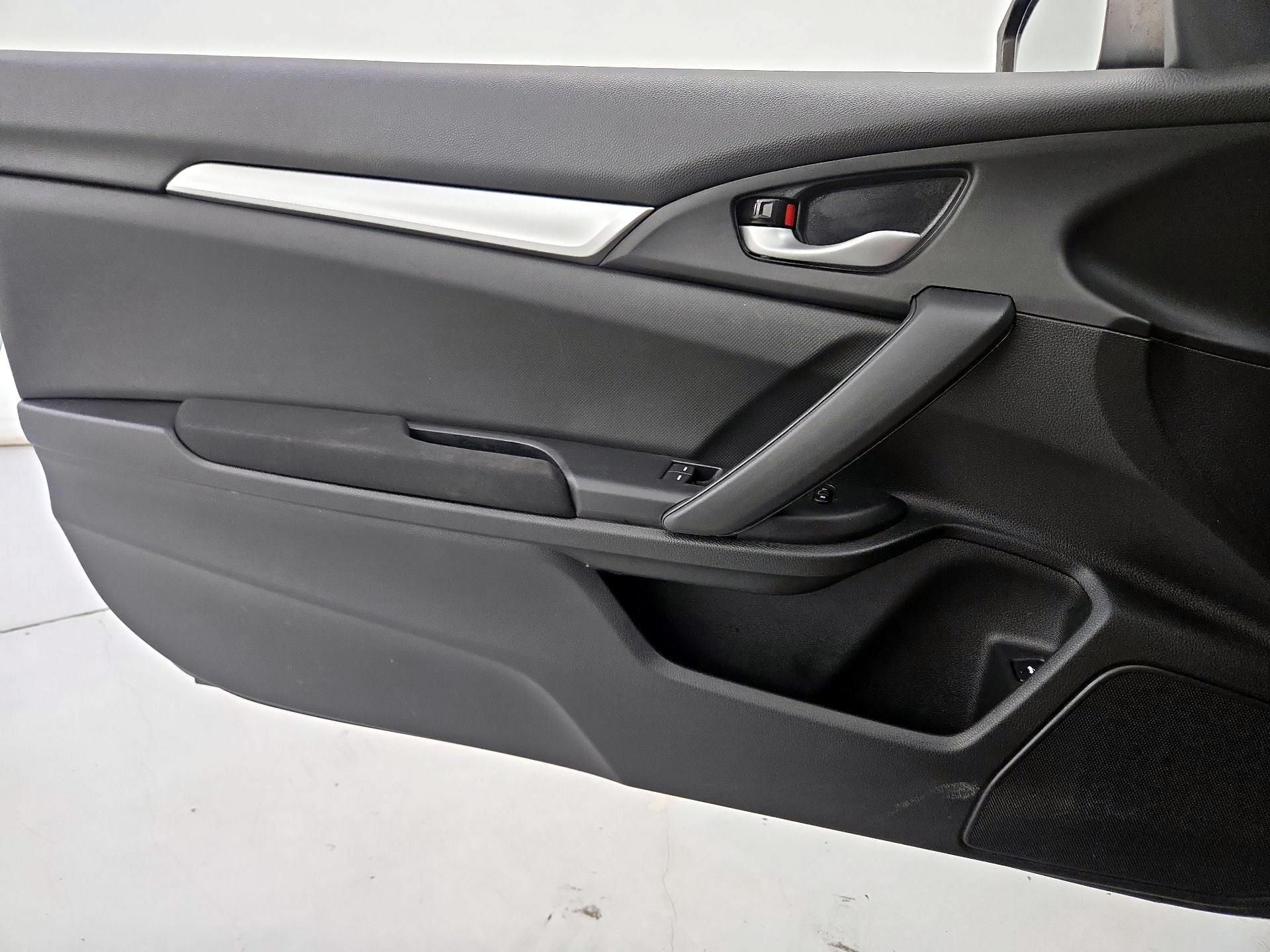 Thumbnail: 2019 Honda Civic - 12