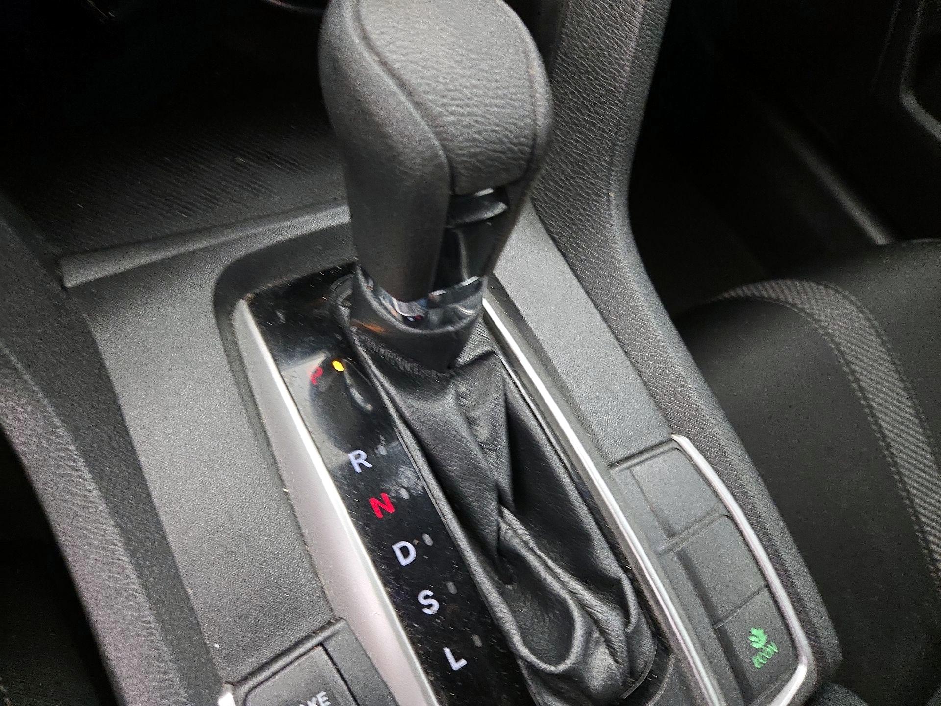 Thumbnail: 2019 Honda Civic - 17