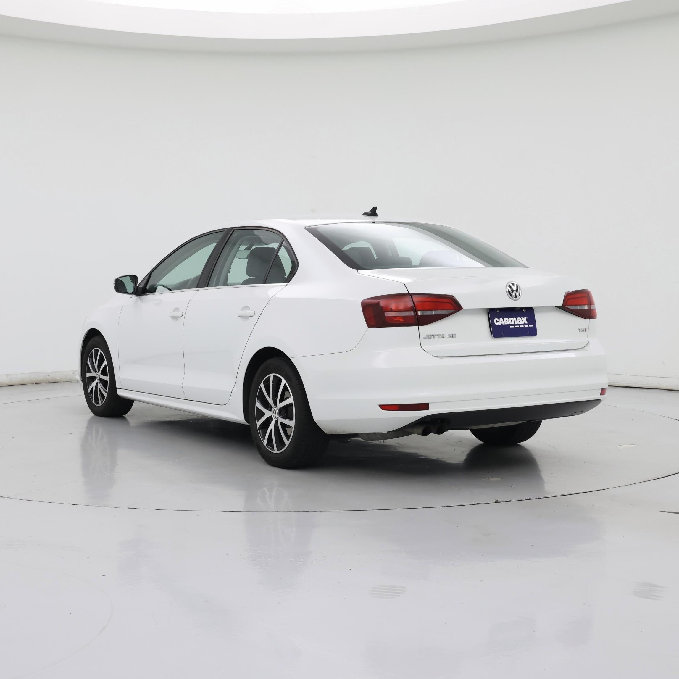 Thumbnail: 2017 Volkswagen Jetta - 2