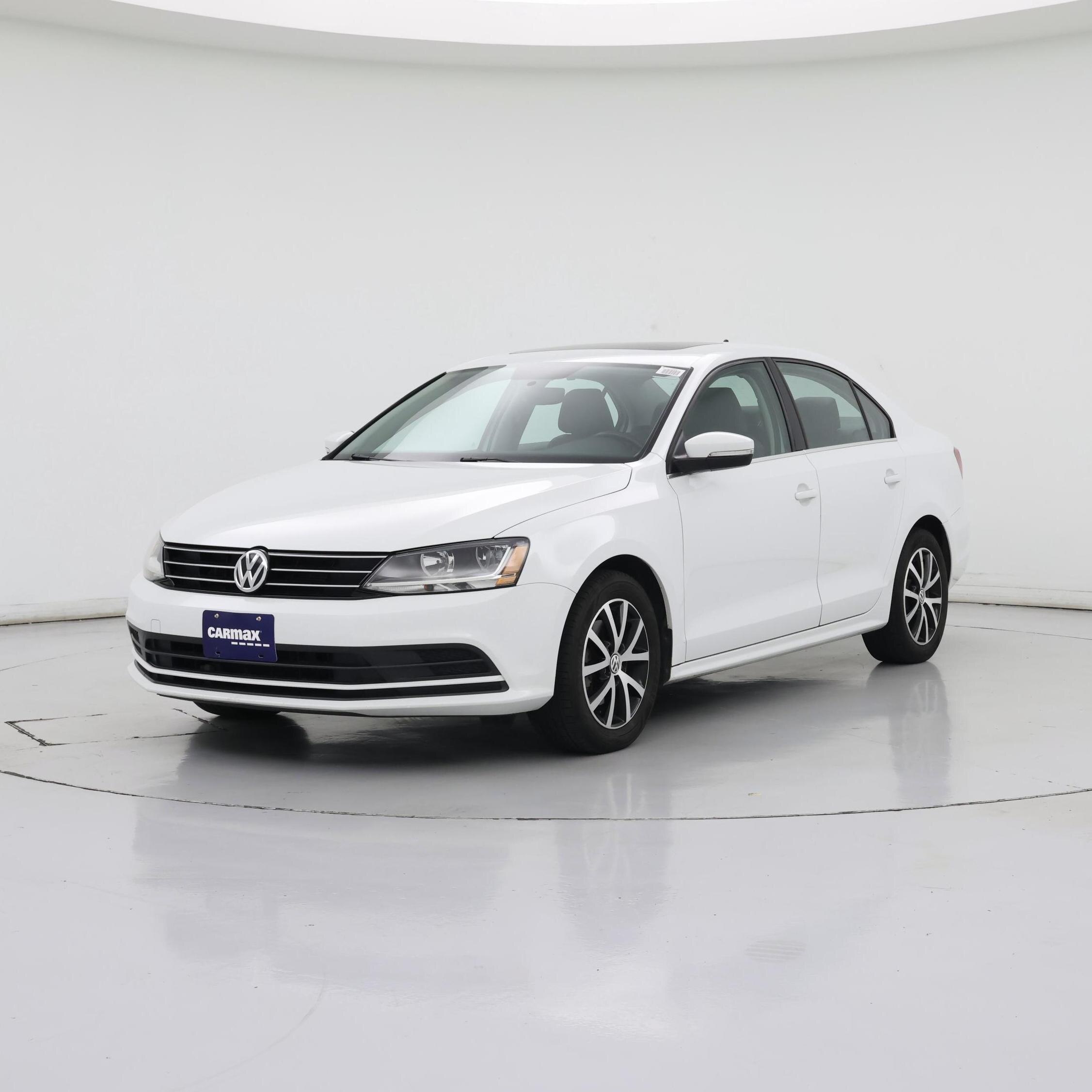 Thumbnail: 2017 Volkswagen Jetta - 4