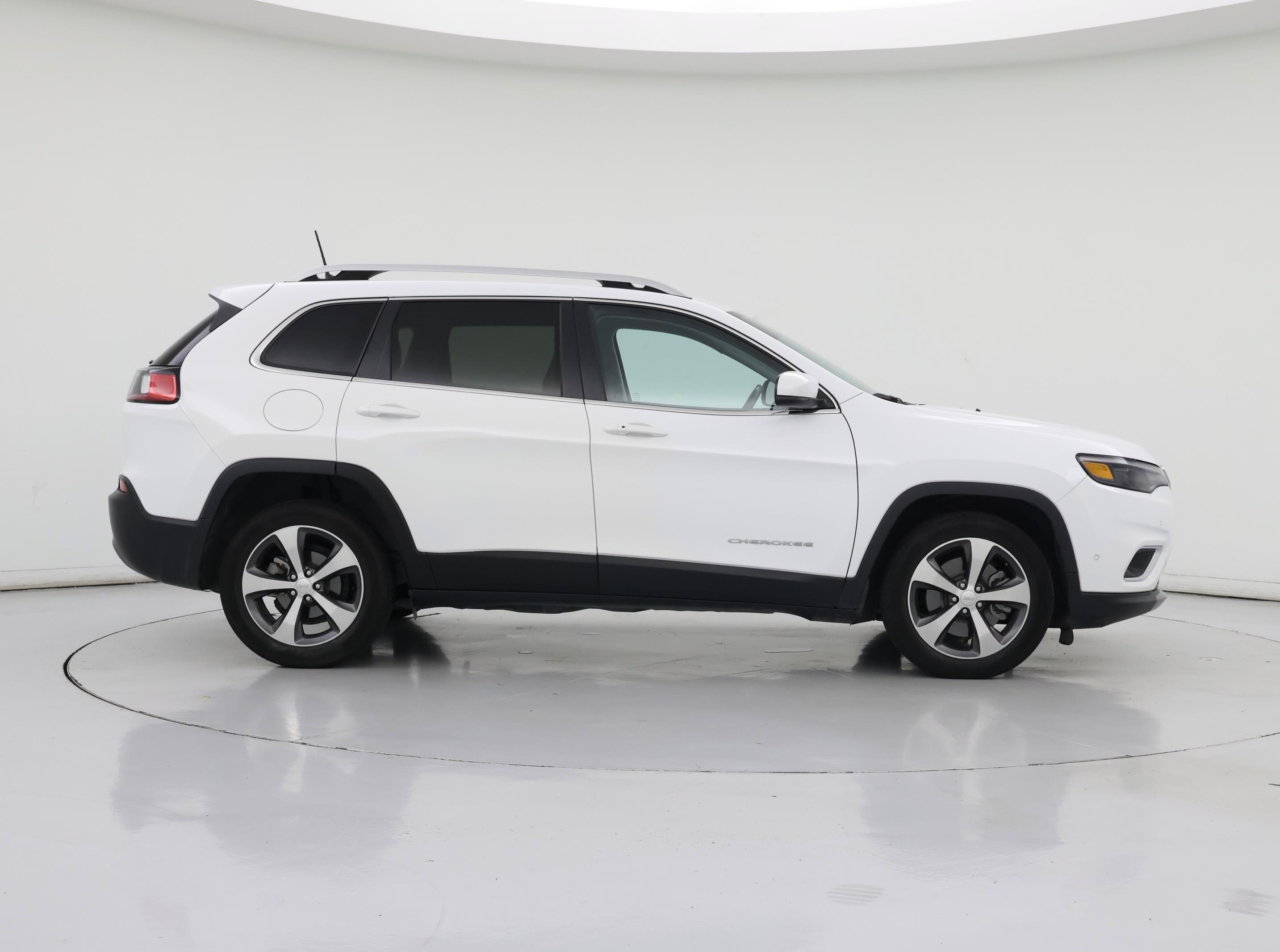 Thumbnail: 2020 Jeep Cherokee - 7