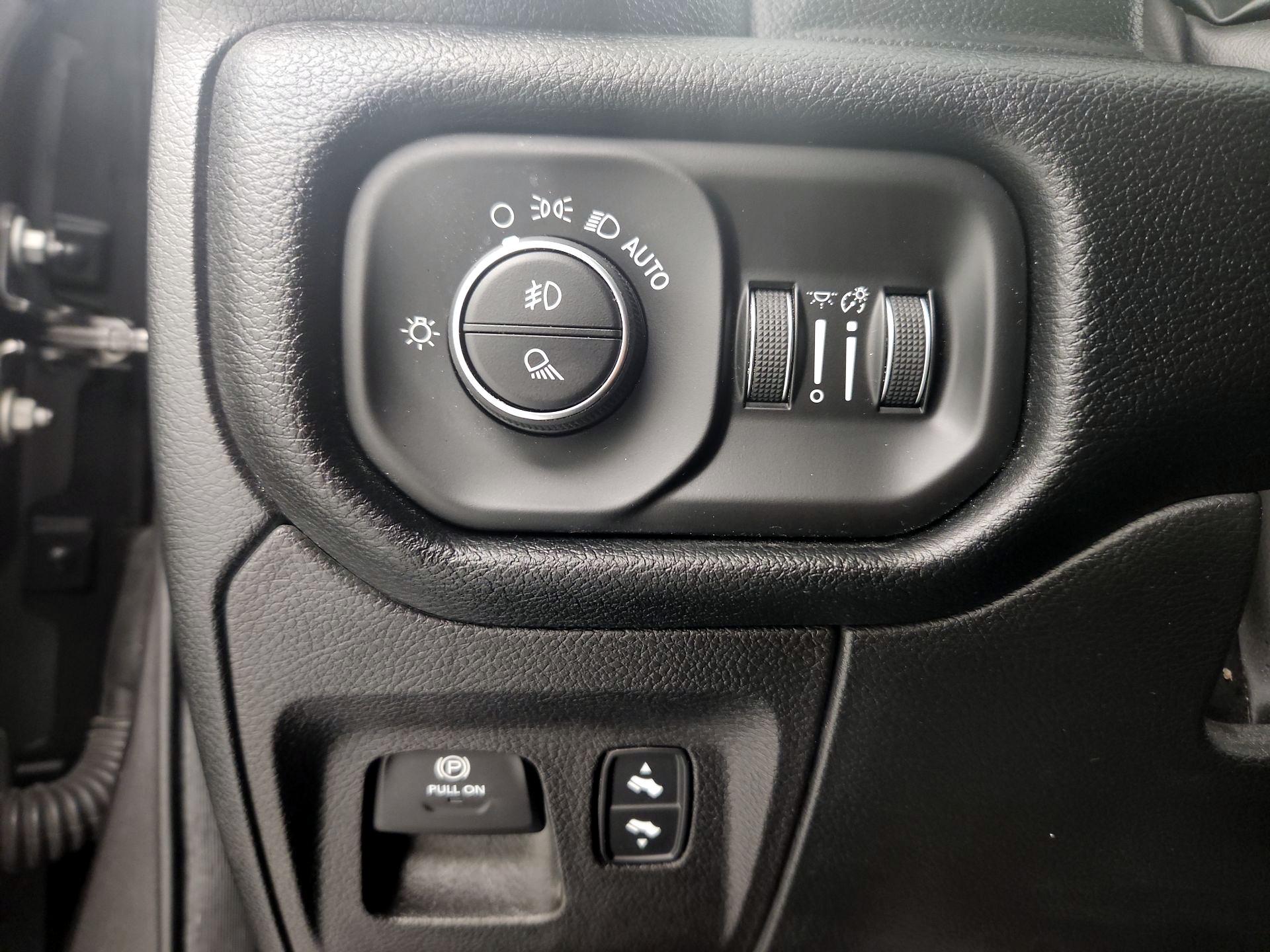 Thumbnail: 2022 RAM 1500 - 13